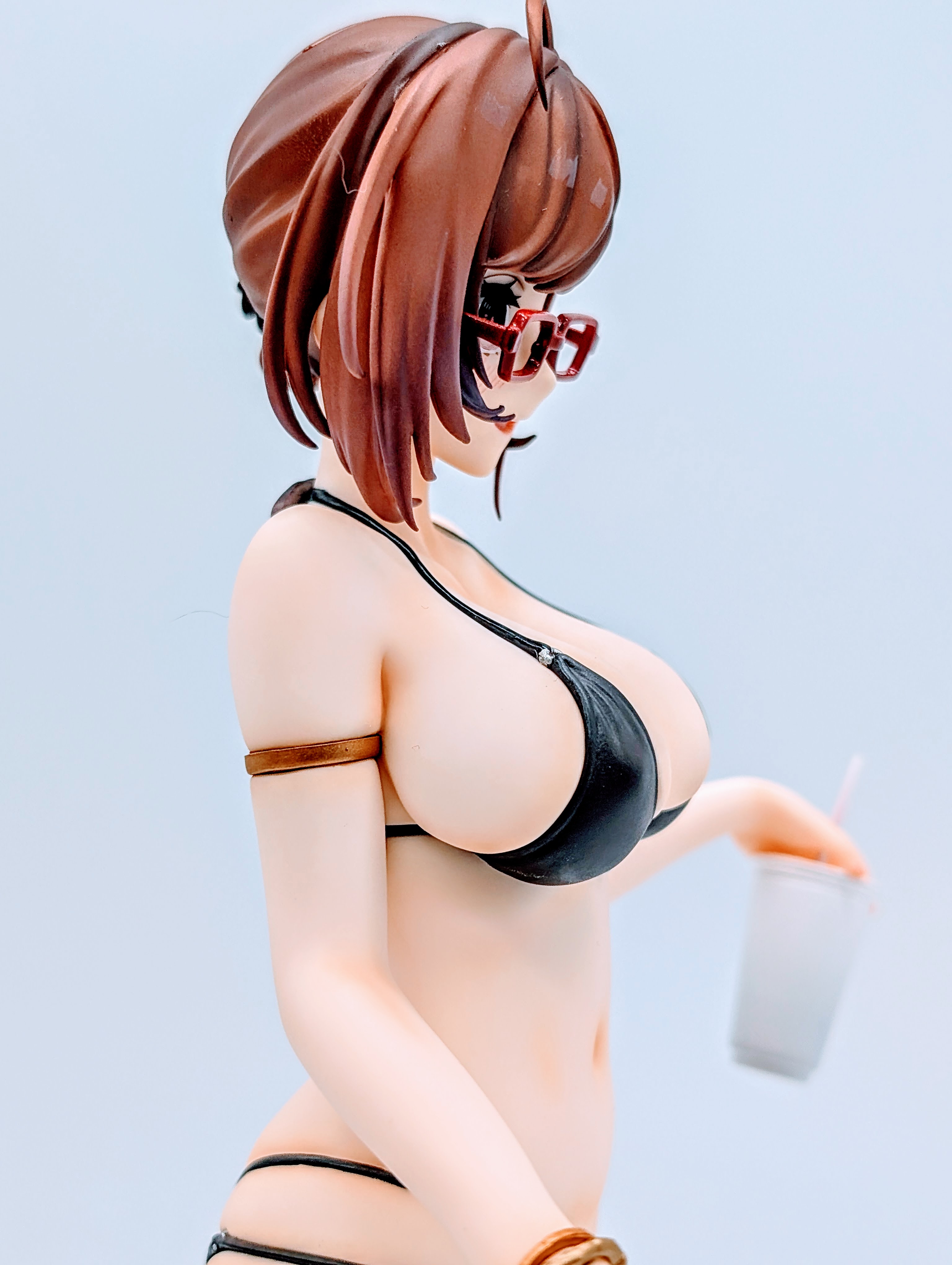 Nearsighted Sister side angle with waist-to-hip transition