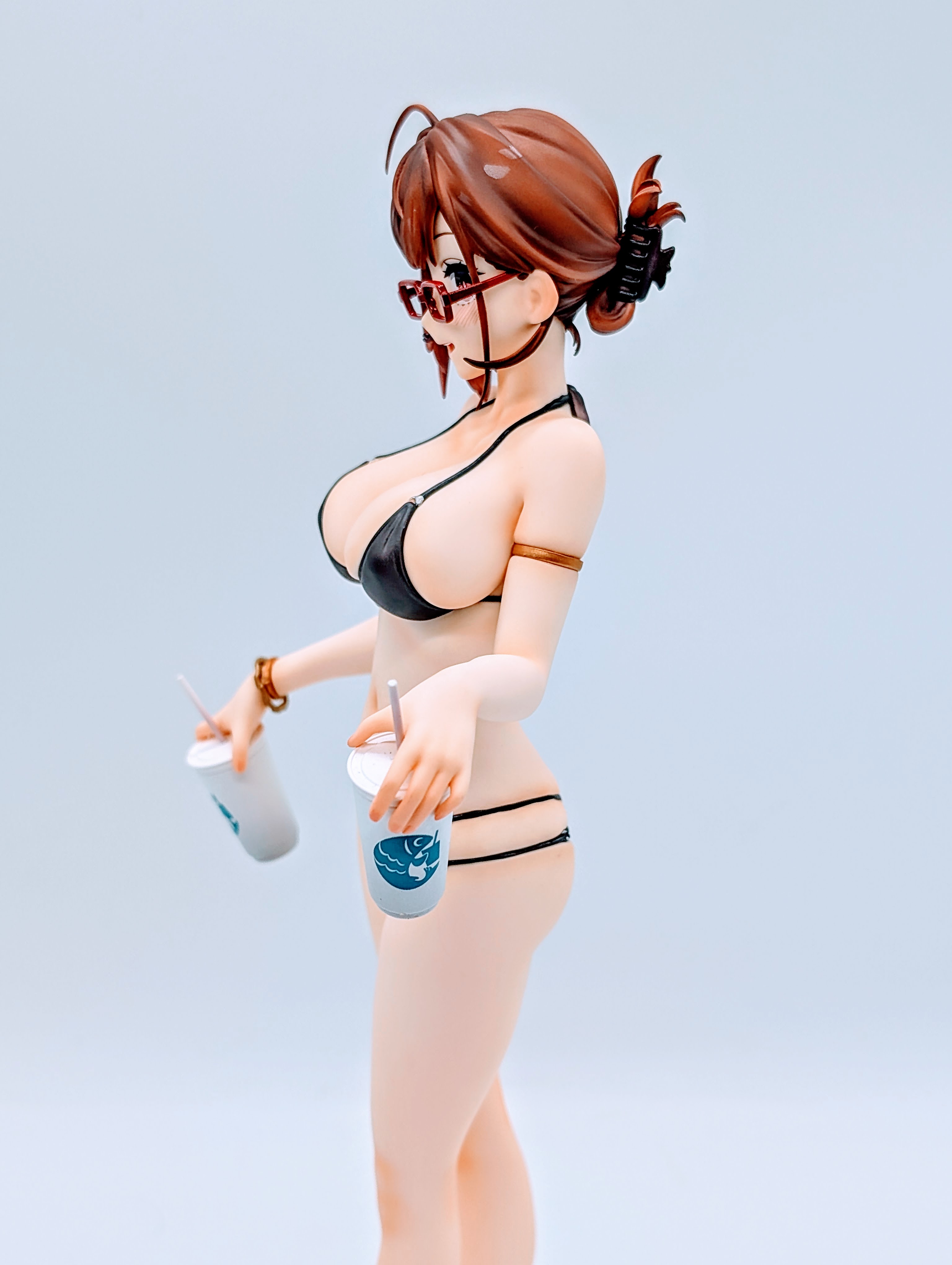 Nearsighted Sister side angle with hair and arm lines