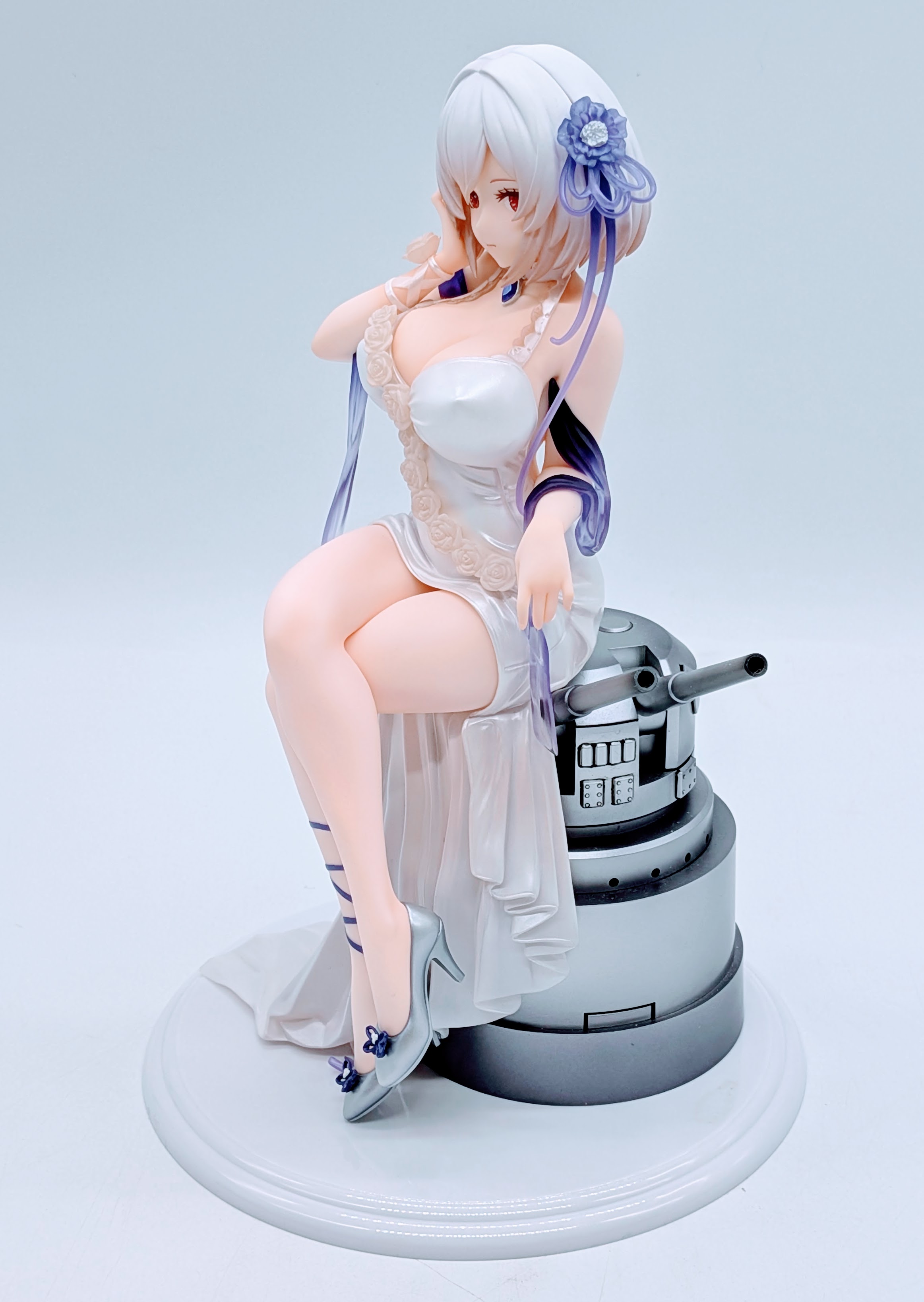 Sirius White Rose side detail 3