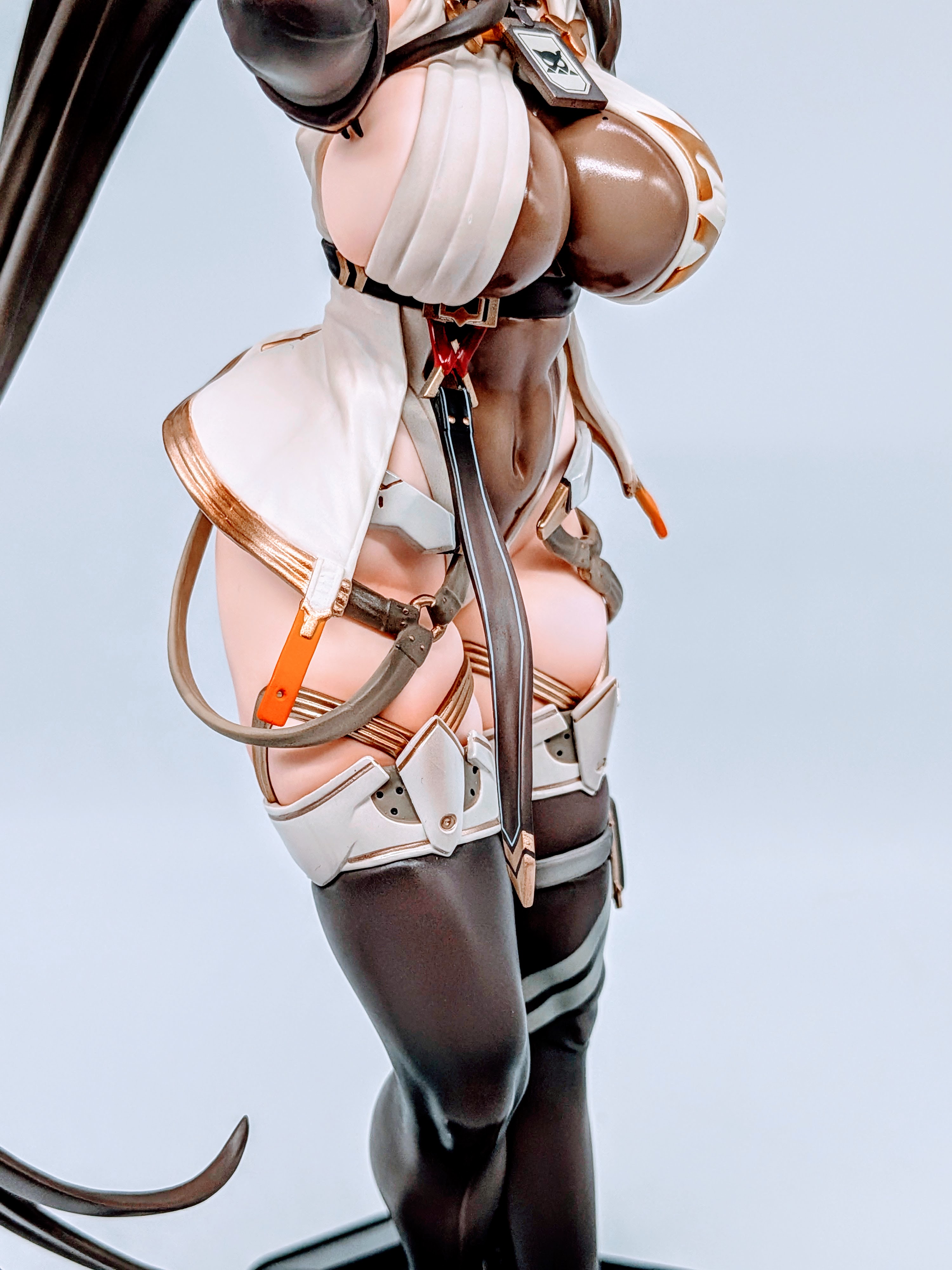 Side close-up of MX-chan lower body and sci-fi base connection