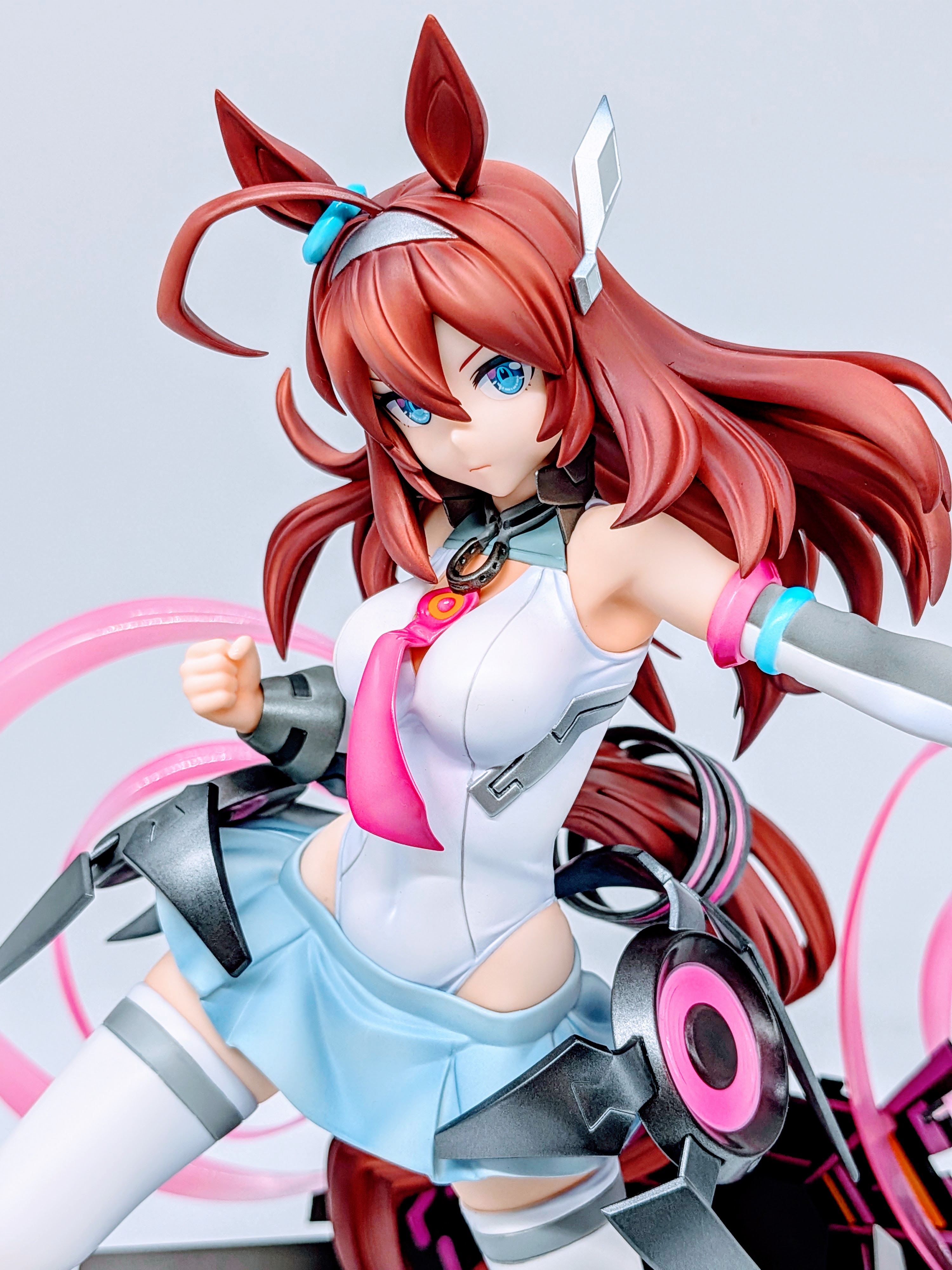 Right-side angle of Mihono Bourbon showing her running posture