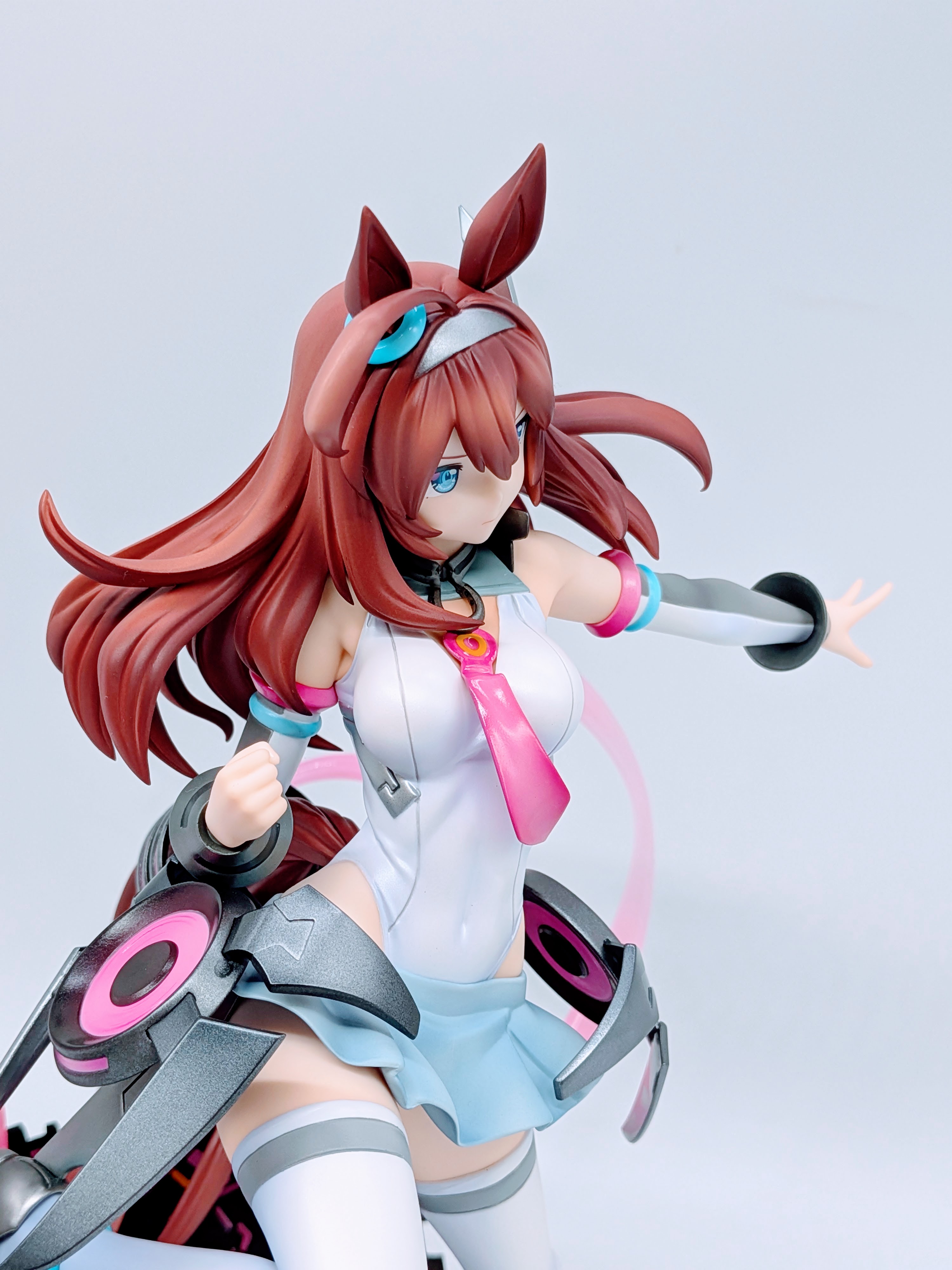 Angled side shot of Mihono Bourbon highlighting her mechanical suit details