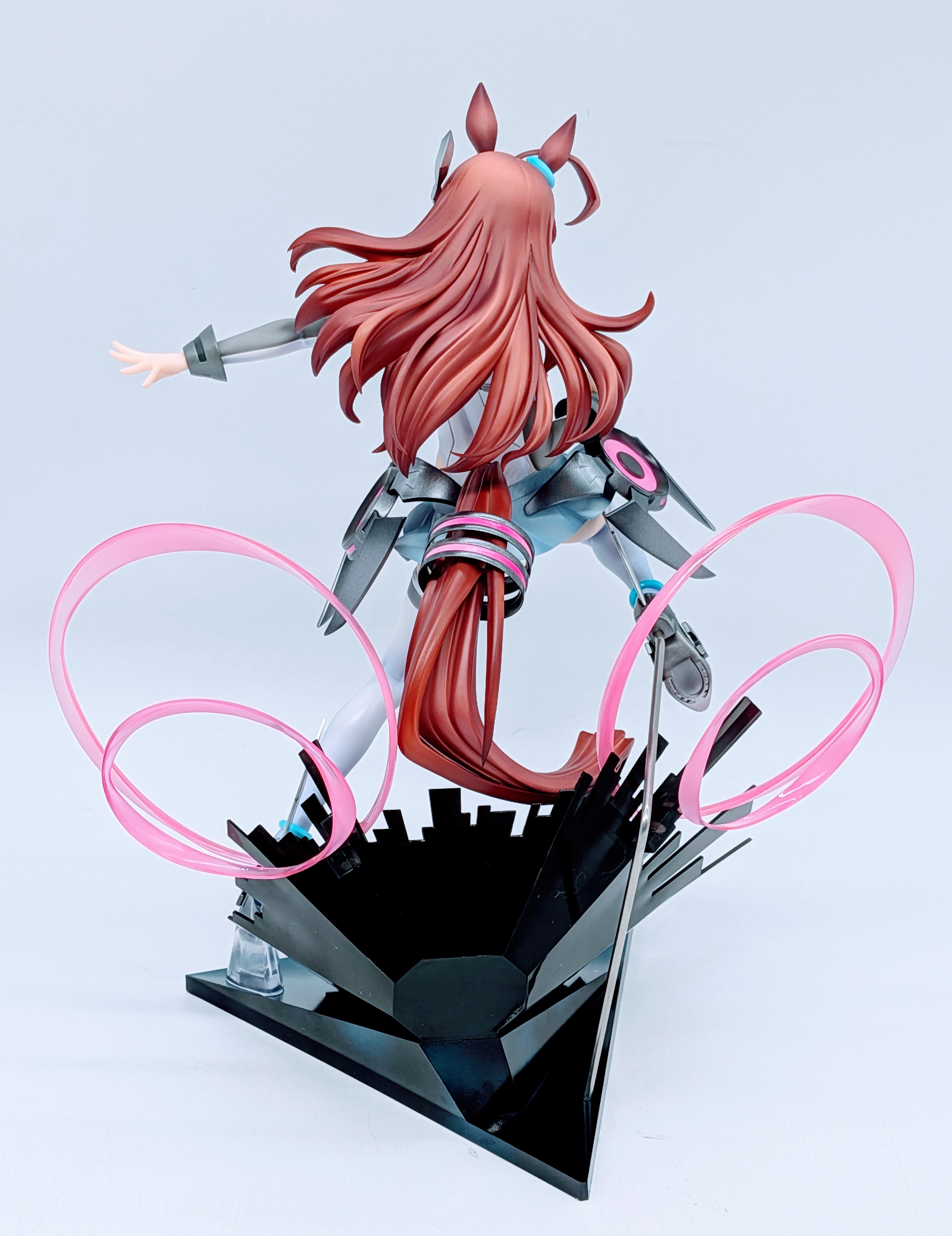 Back view of the Mihono Bourbon The Chestnut Cyborg figure