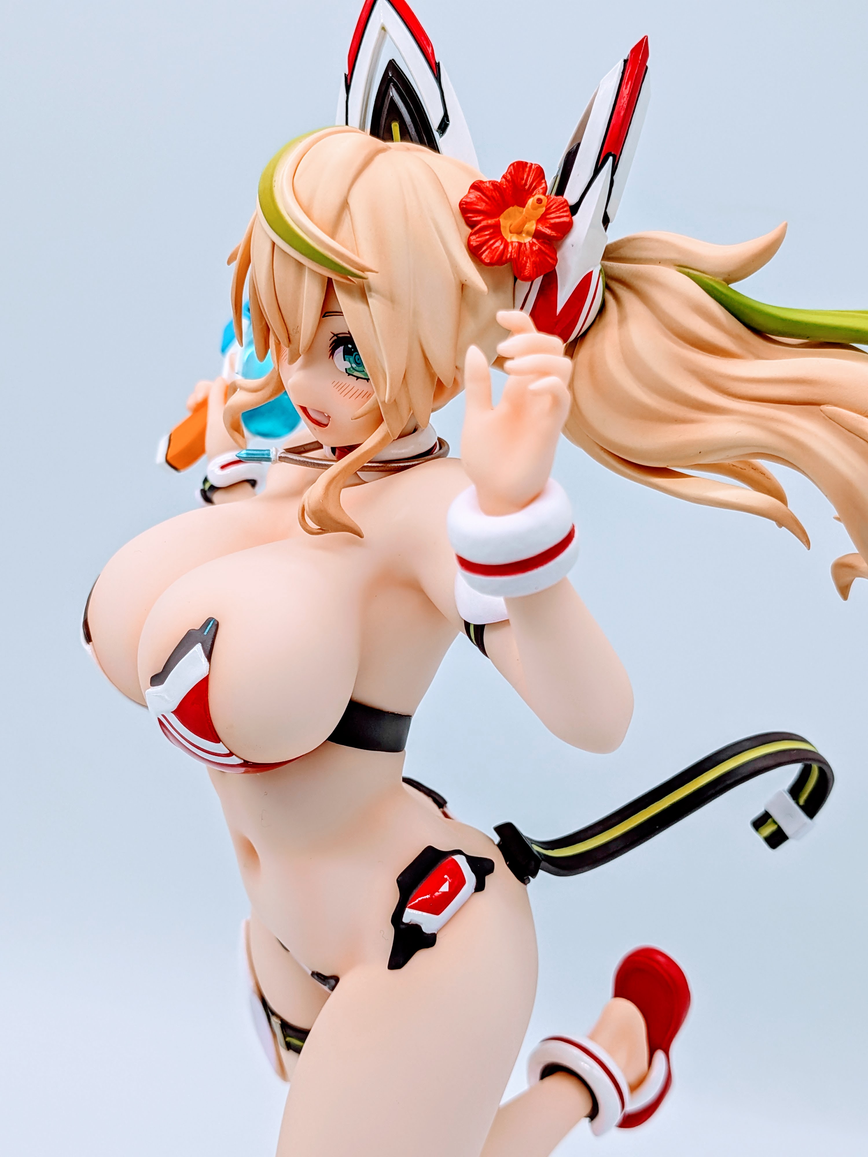 Another side angle of Sunshine Gene Summer Vacation figure