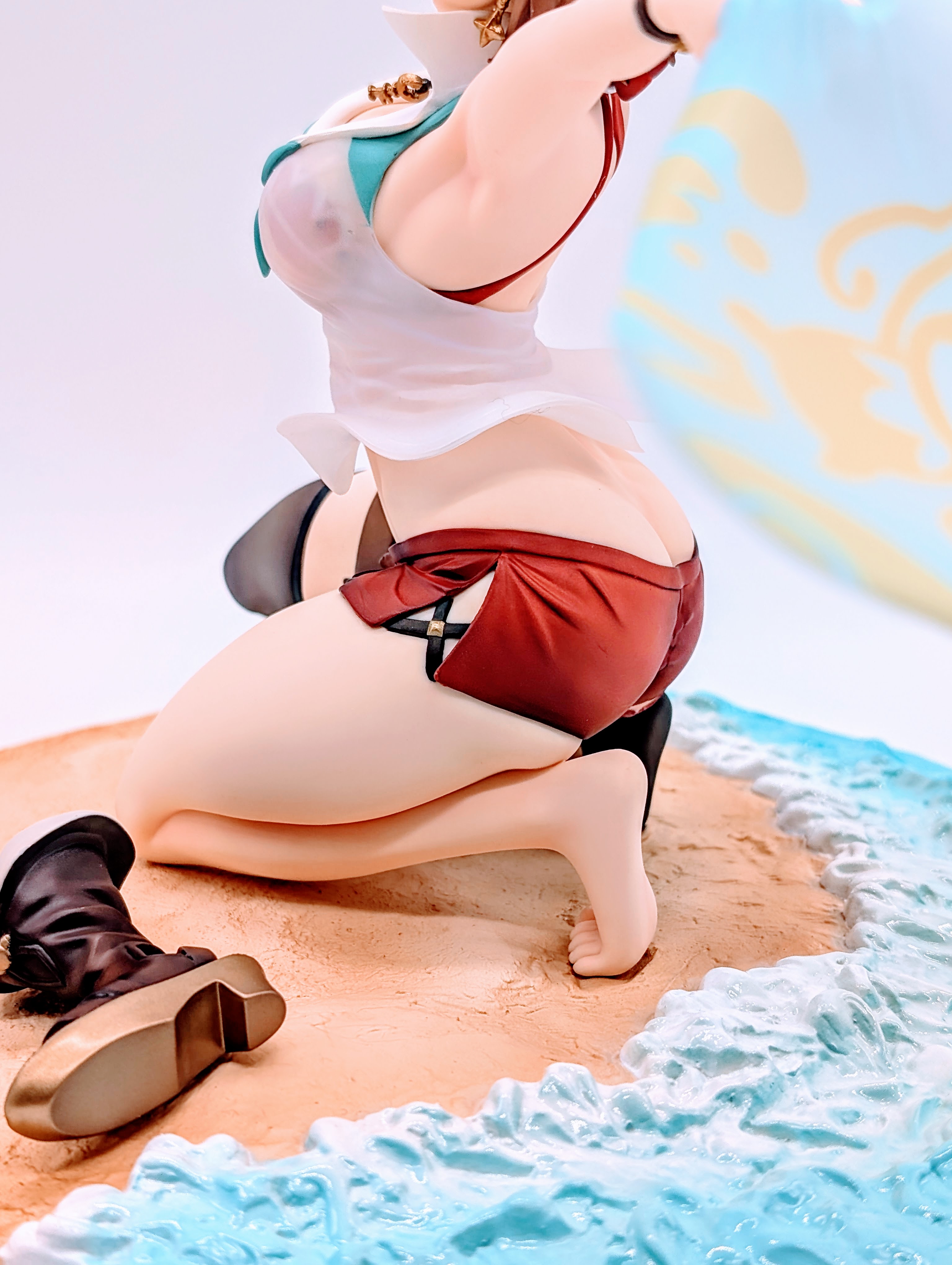 Side close-up of Ryza thighs and crossed straps