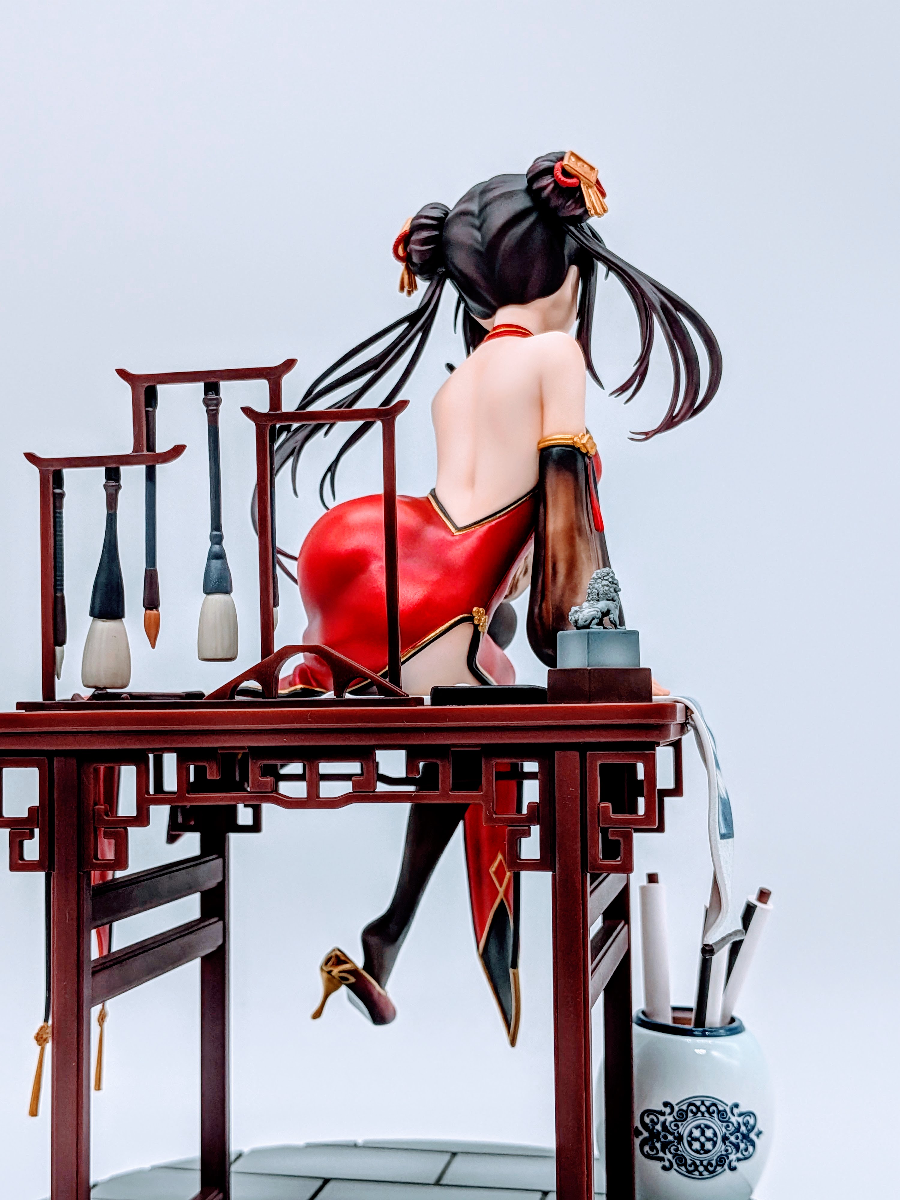 Back close-up of Kurumi Tokisaki hips and dress seam