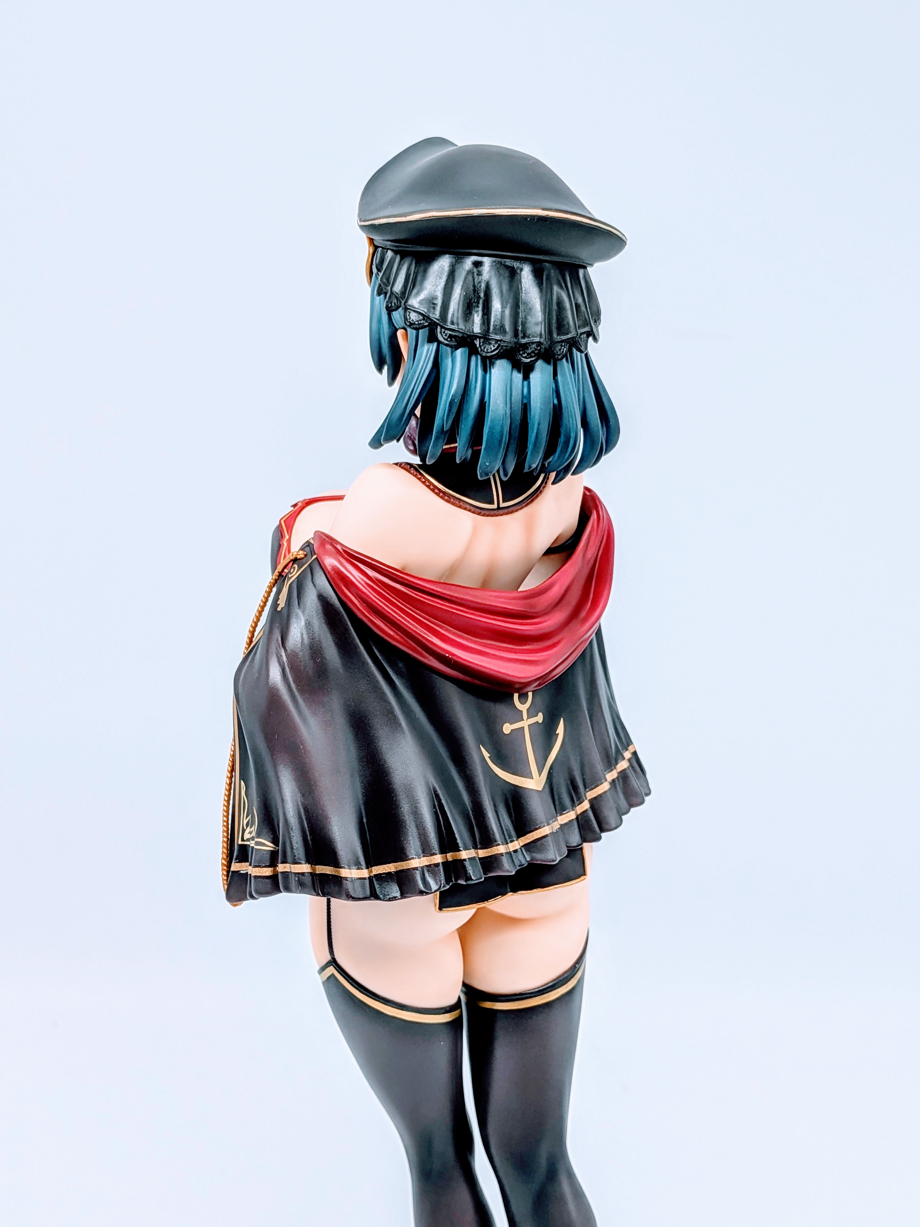 Rear three-quarter close-up of Cattleya hips and legs