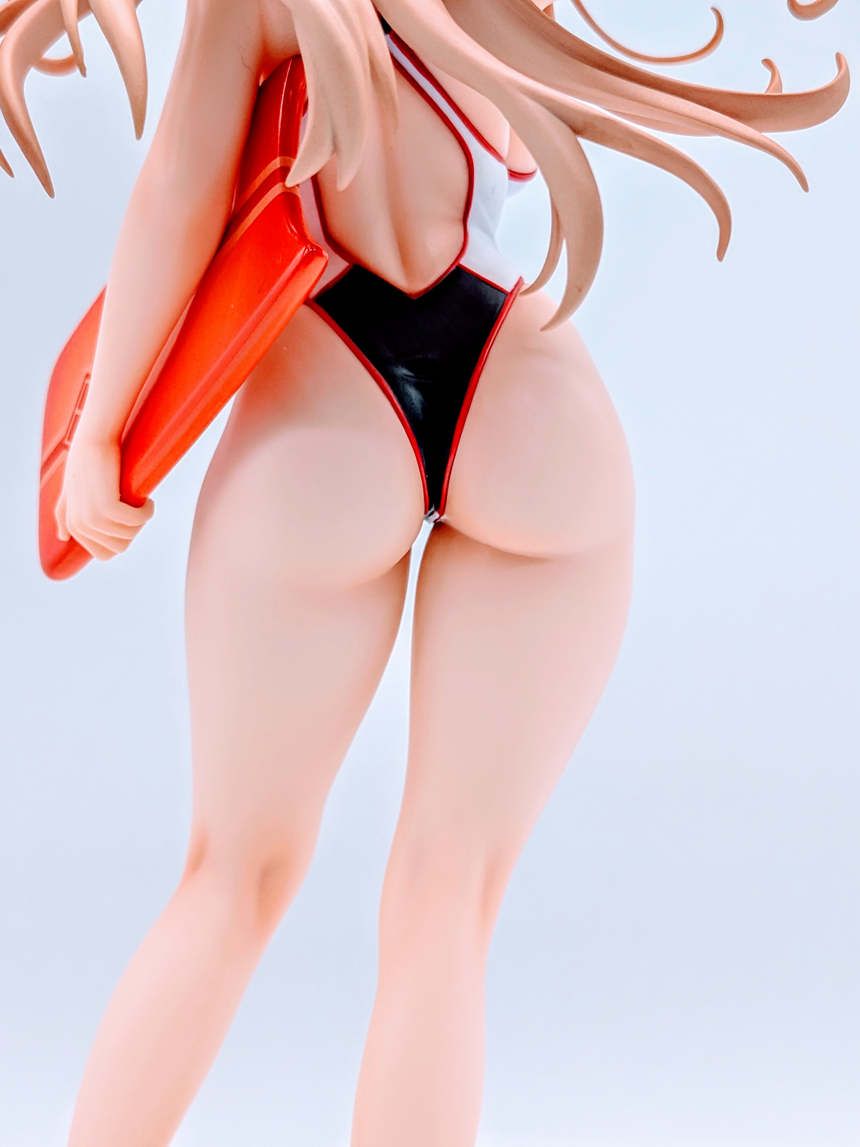 Close-up of Rapi Classic Vacation figure backside and swimsuit from behind