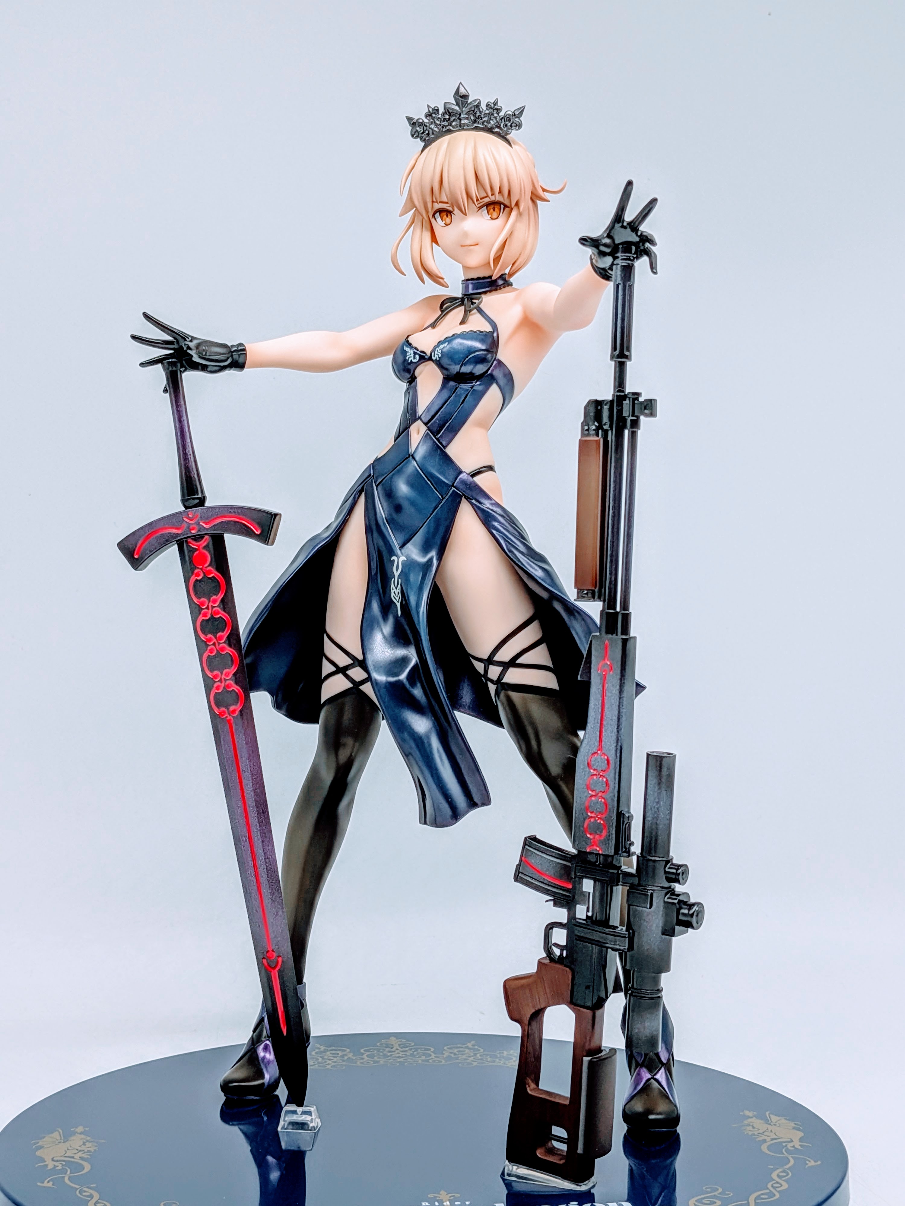 Another front-side angle of Rider Altria Pendragon Alter figure