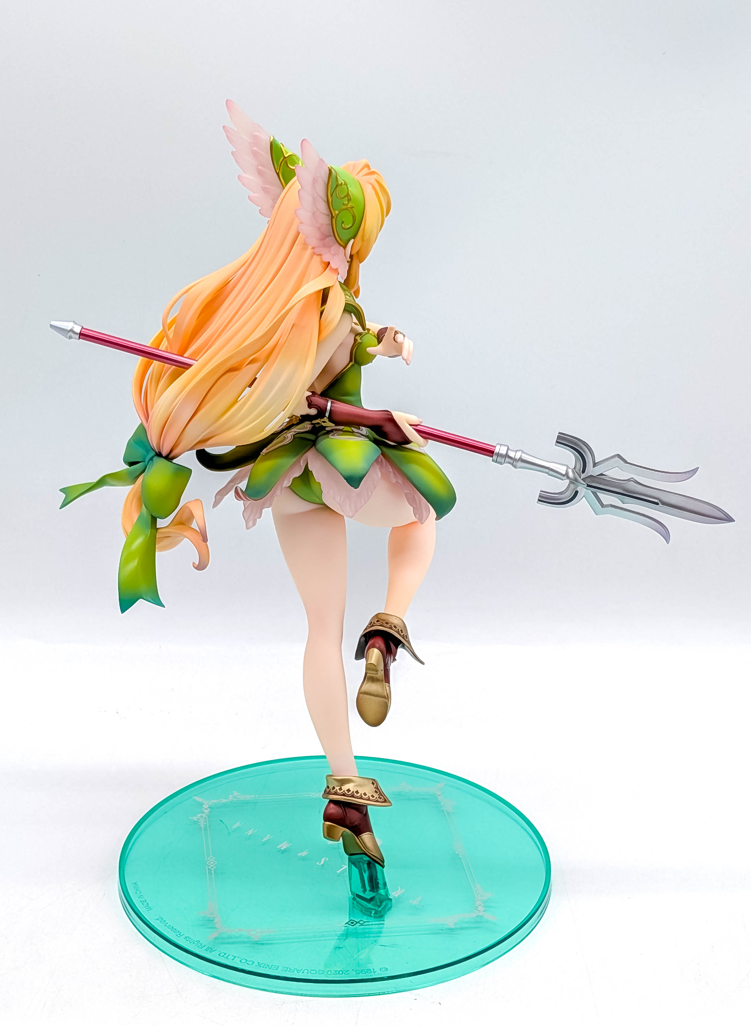 Side full-body view of the Riesz figure