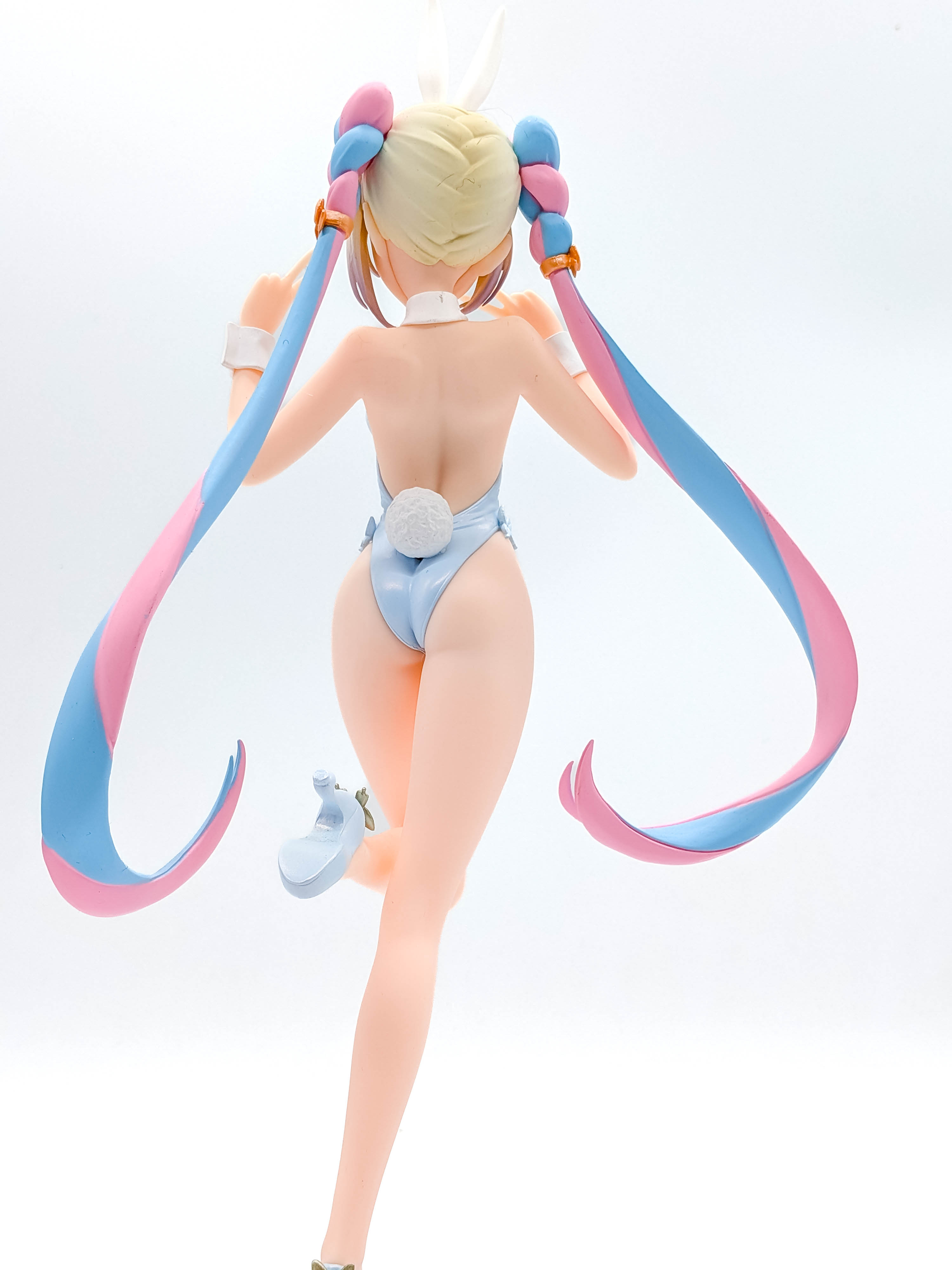 Rear full-body view of the Tenshi-chan Bunny Ver. figure