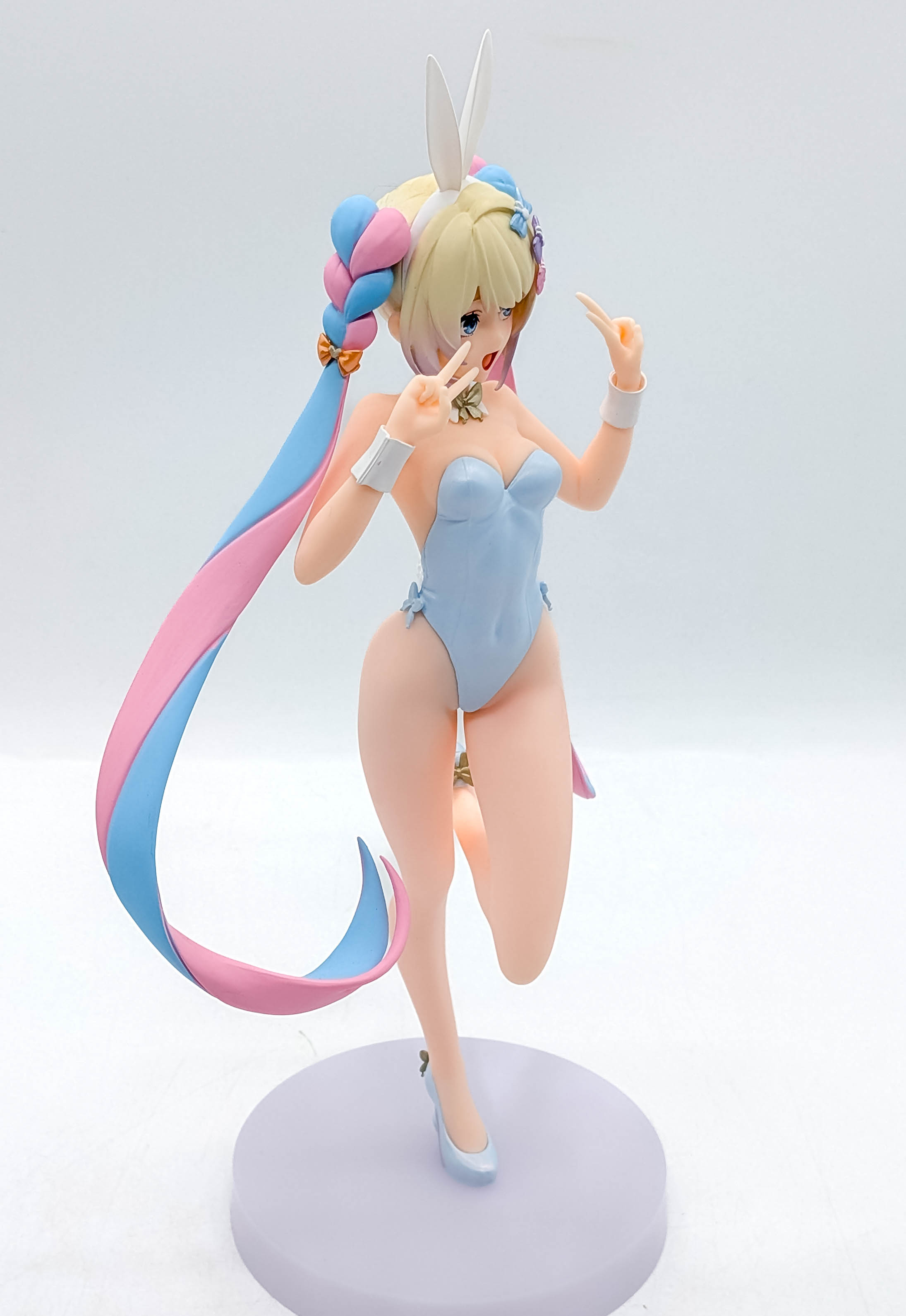 Three-quarter upper-body angle of the Tenshi-chan Bunny Ver. figure