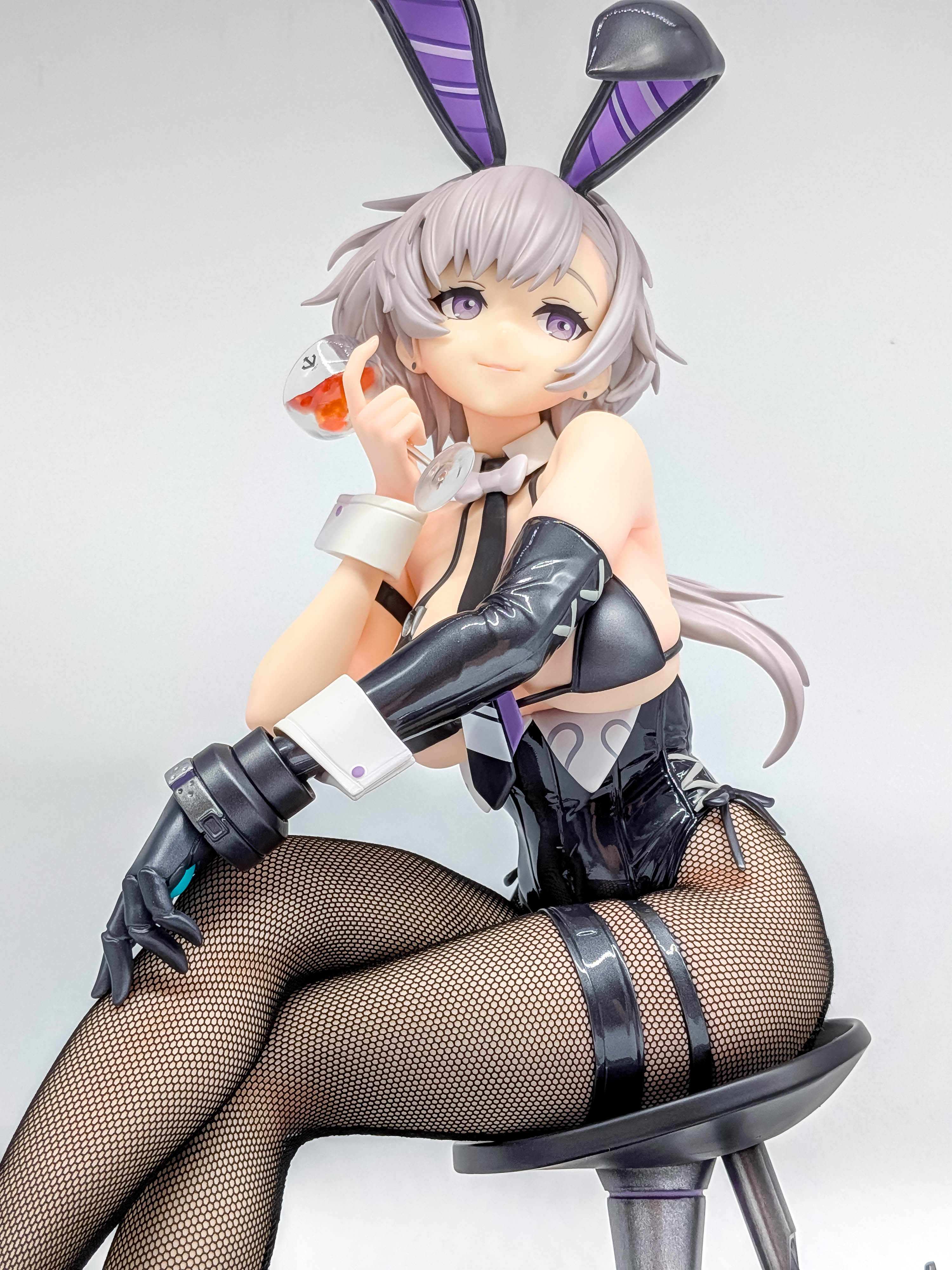 Reno Bunnino face close-up low angle