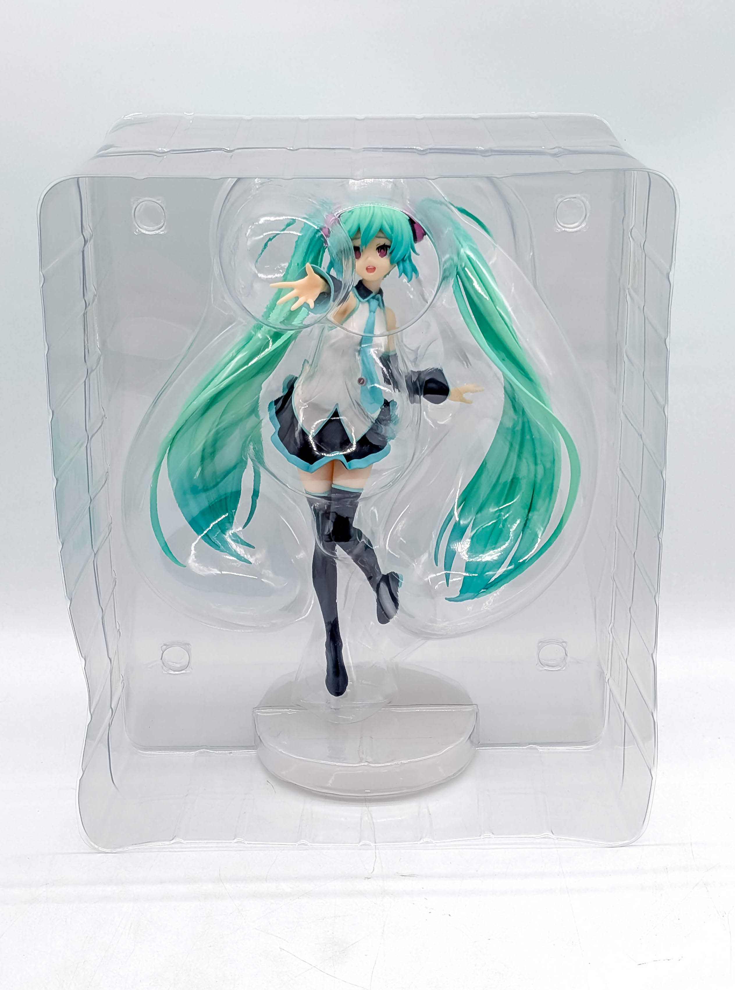 POP UP PARADE Hatsune Miku Because You're Here Ver. L blister packaging