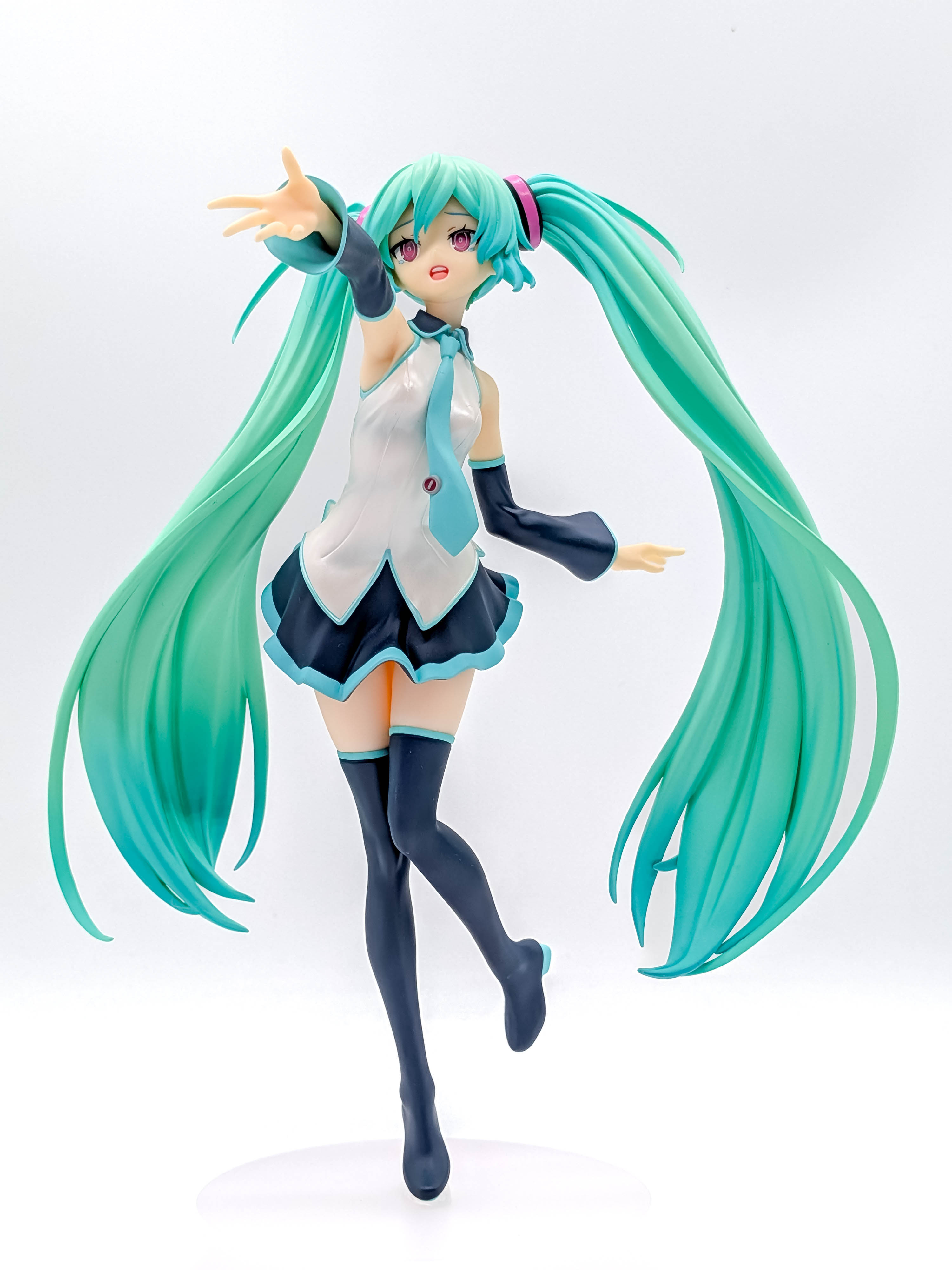 Hatsune Miku Because You're Here Ver. L front alternate full view