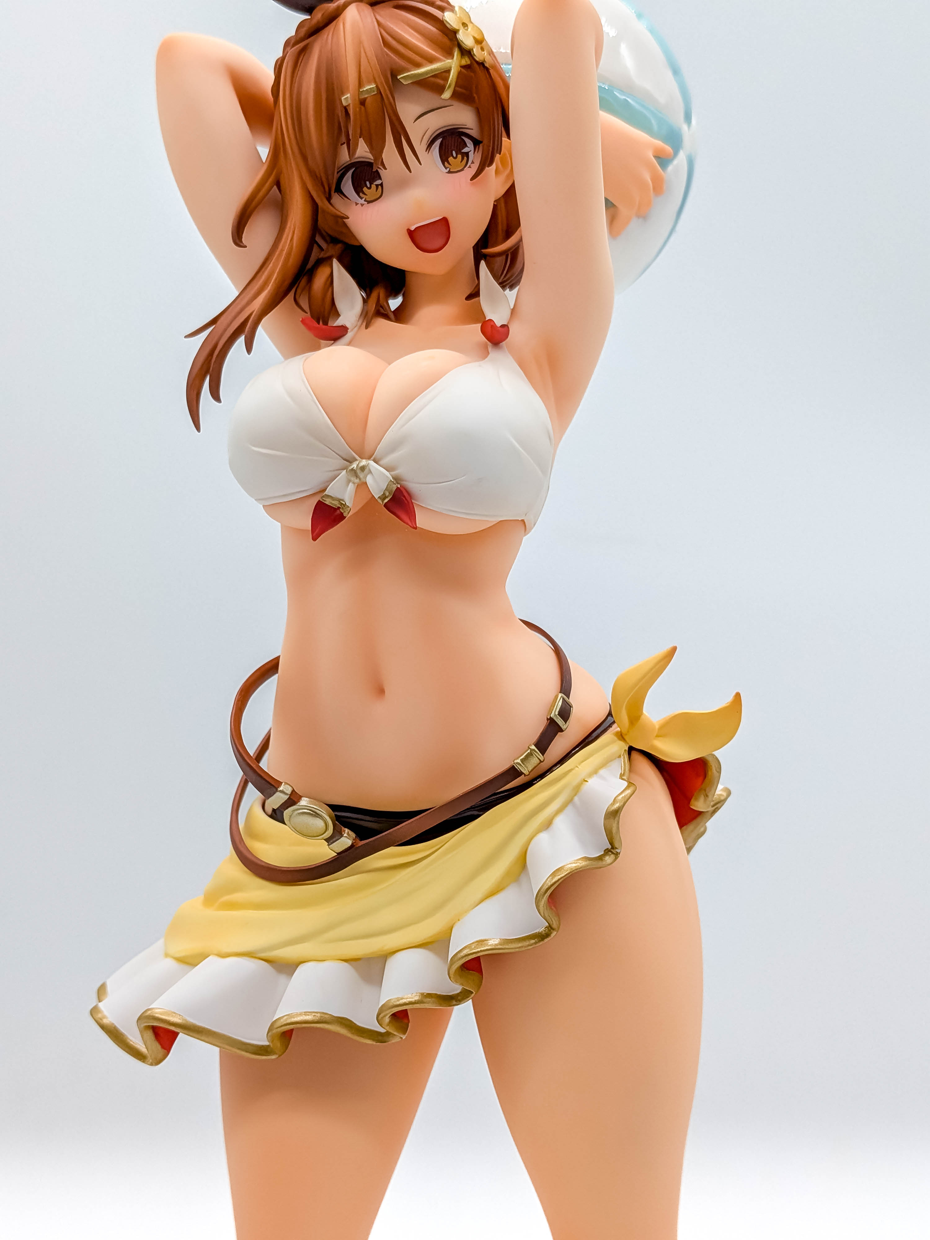 Ryza Sun-Kissed Swimsuit Ver bust and torso front close-up