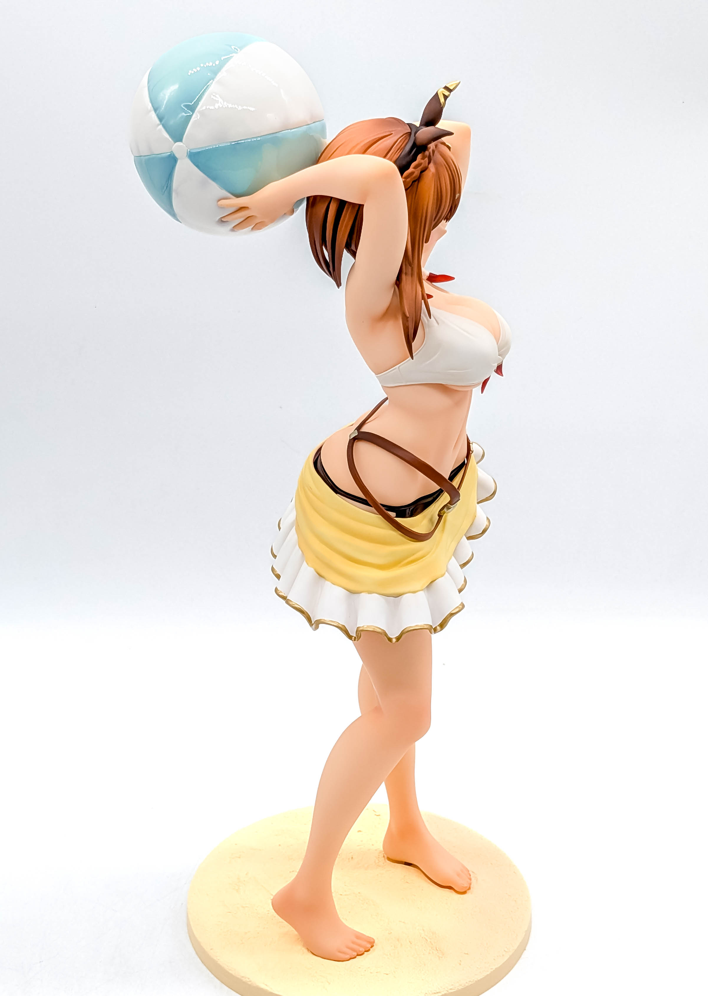 Ryza Sun-Kissed Swimsuit Ver side view