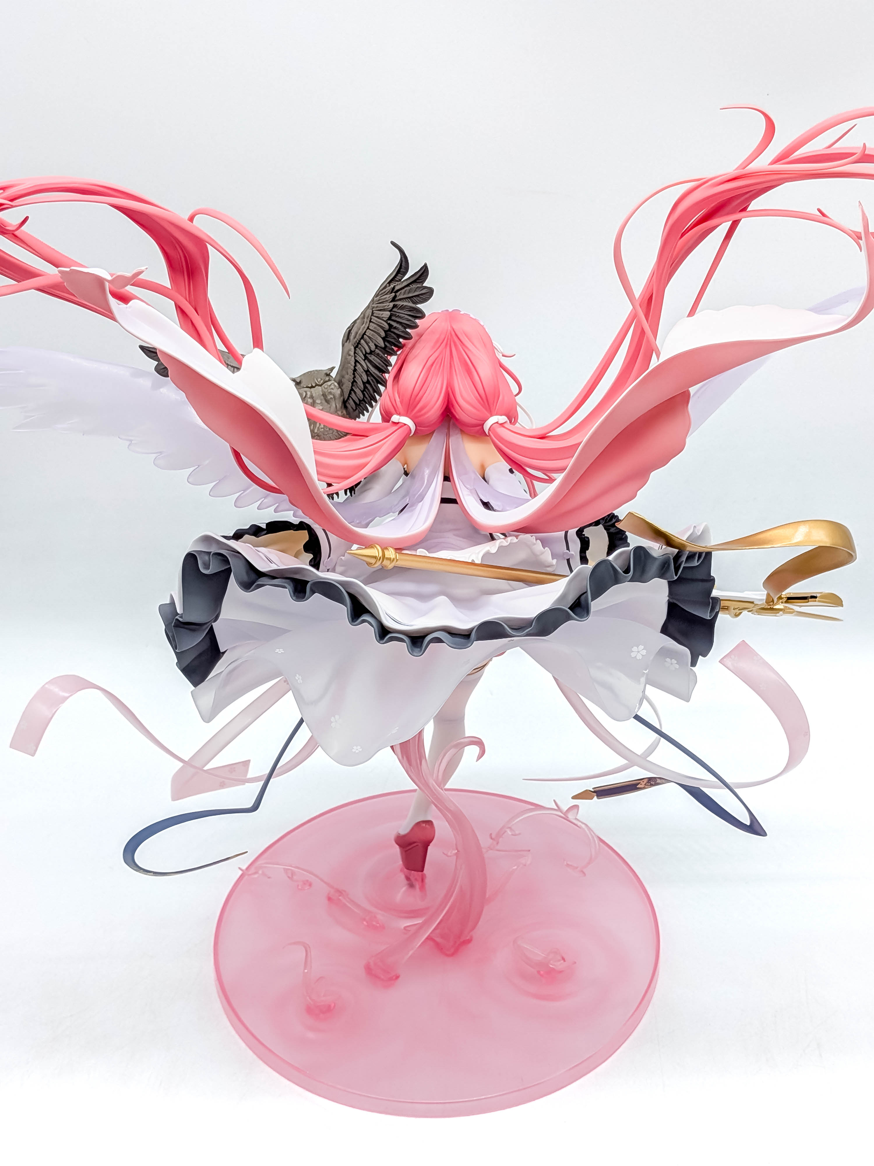 Perseus 1/7 scale figure full rear view
