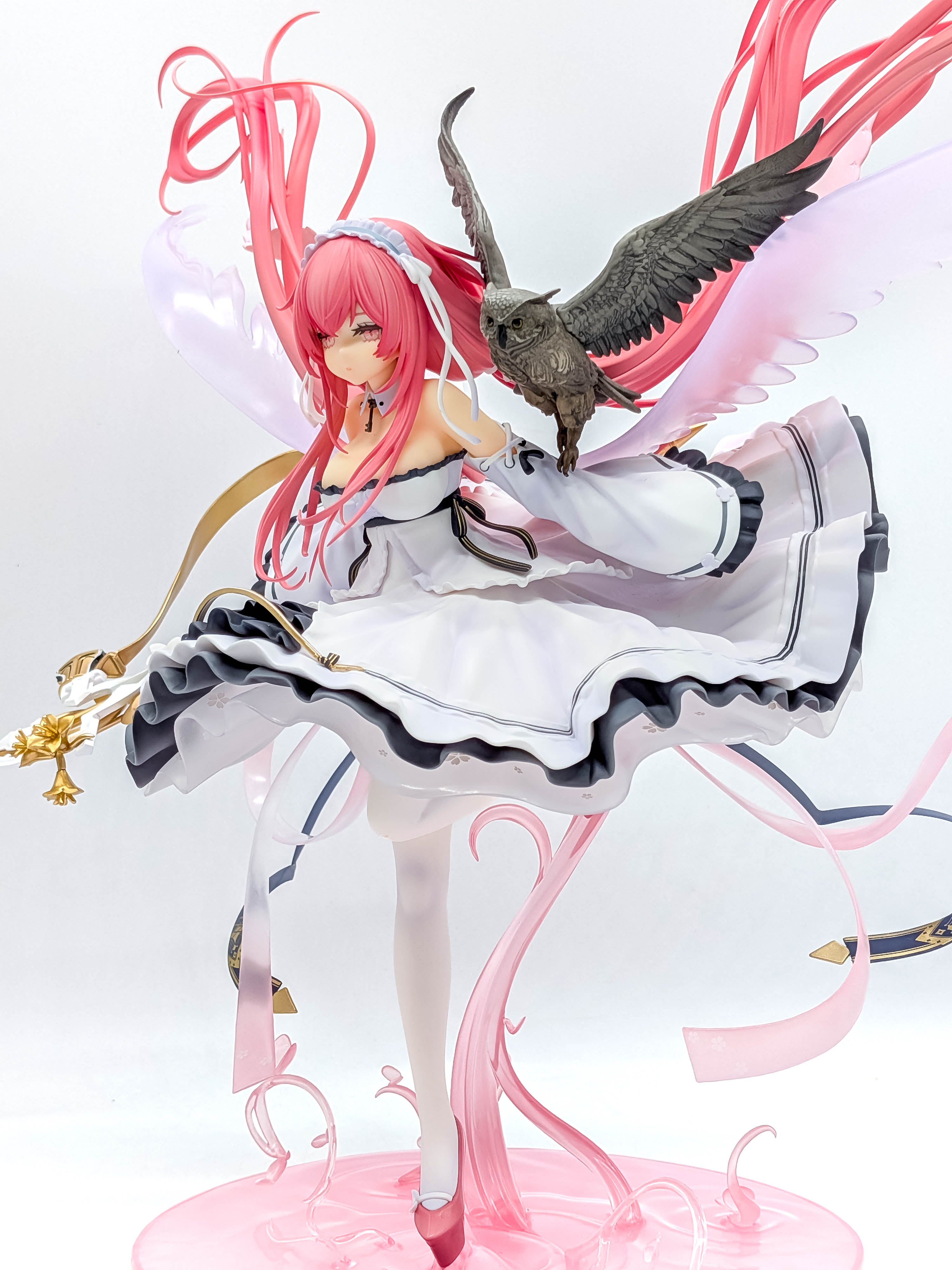 Perseus figure opposite-side full view