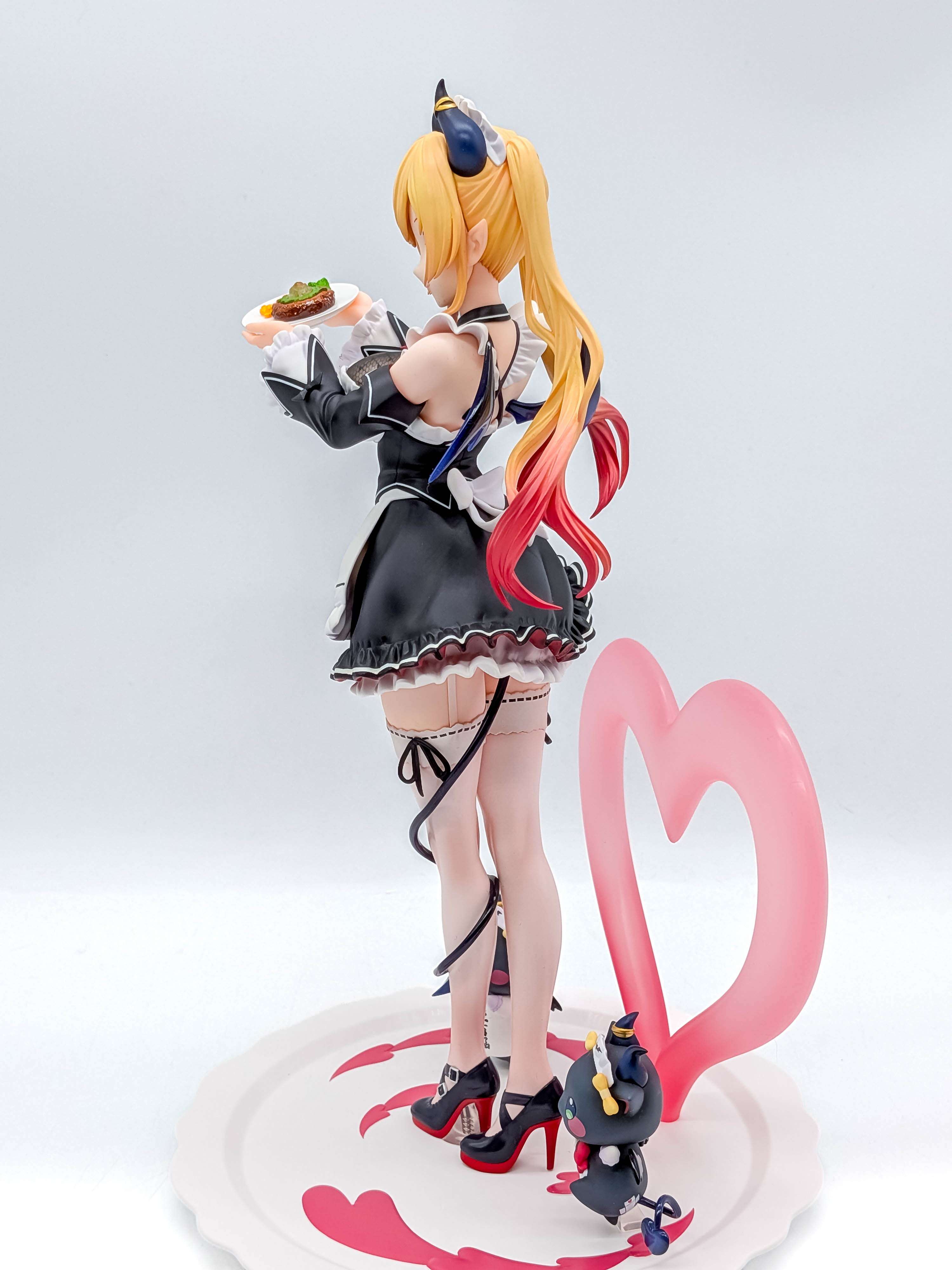 Yuzuki Choco figure rear-side full view