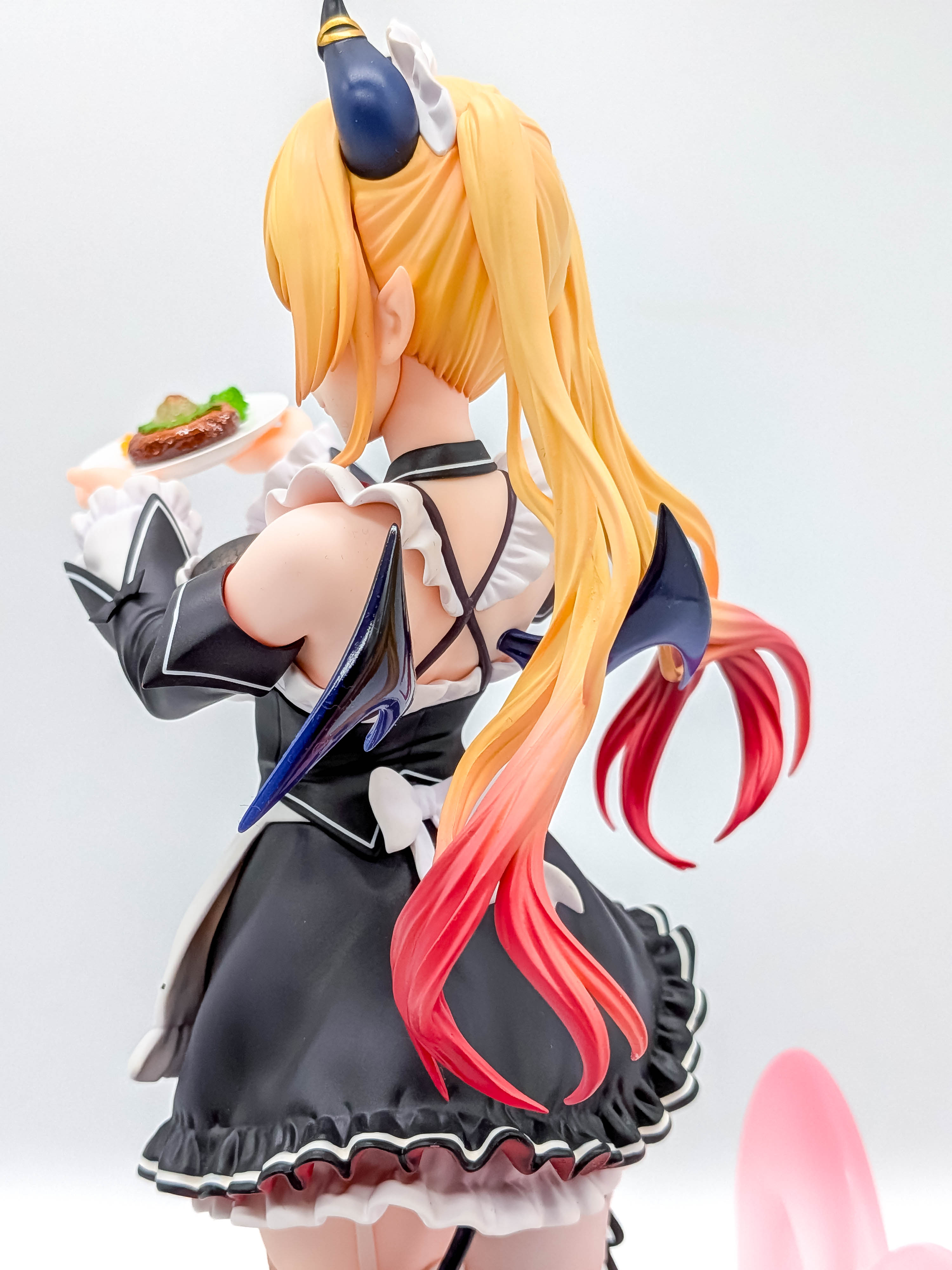 Yuzuki Choco figure rear hair and demon wing detail