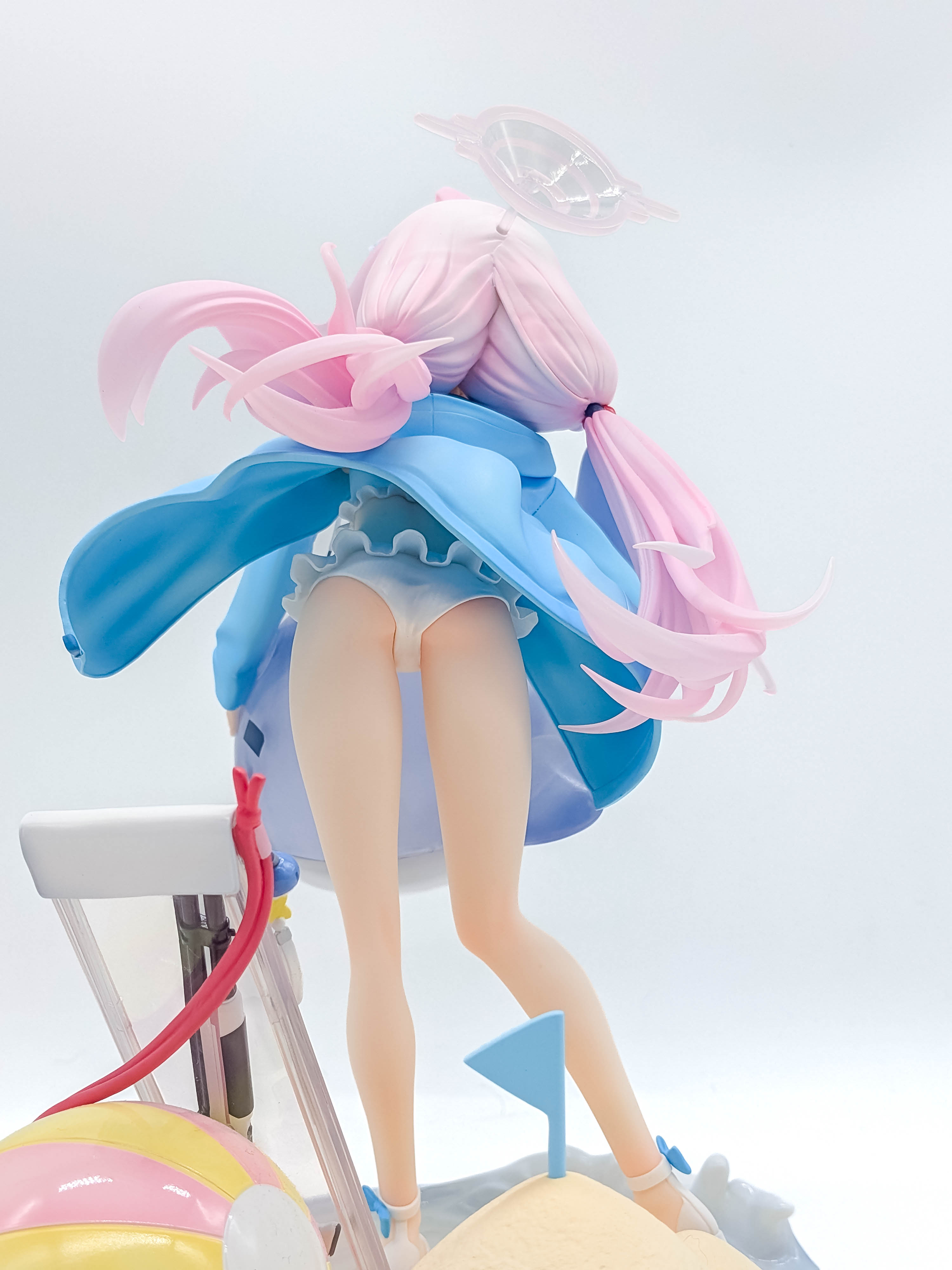 Hoshino Swimsuit rear low-angle view
