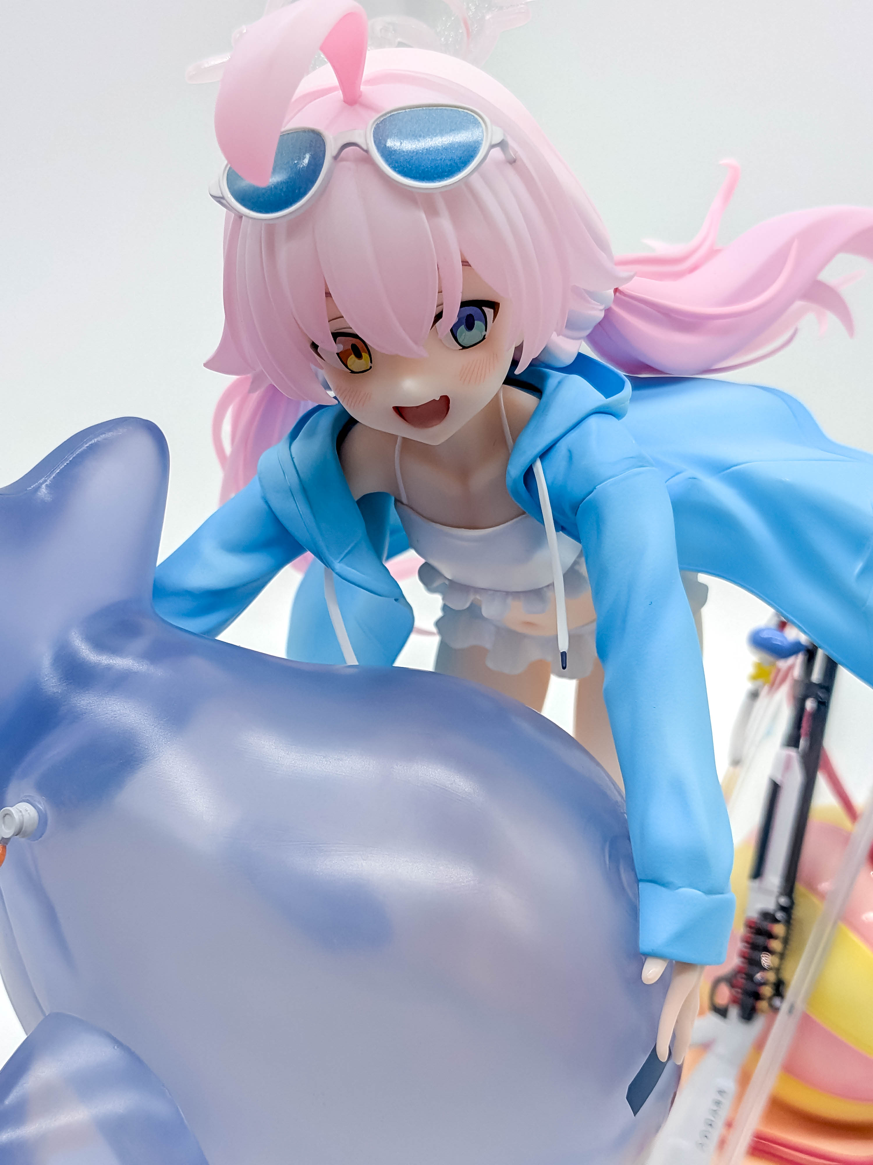 Hoshino Swimsuit face close-up alternate angle