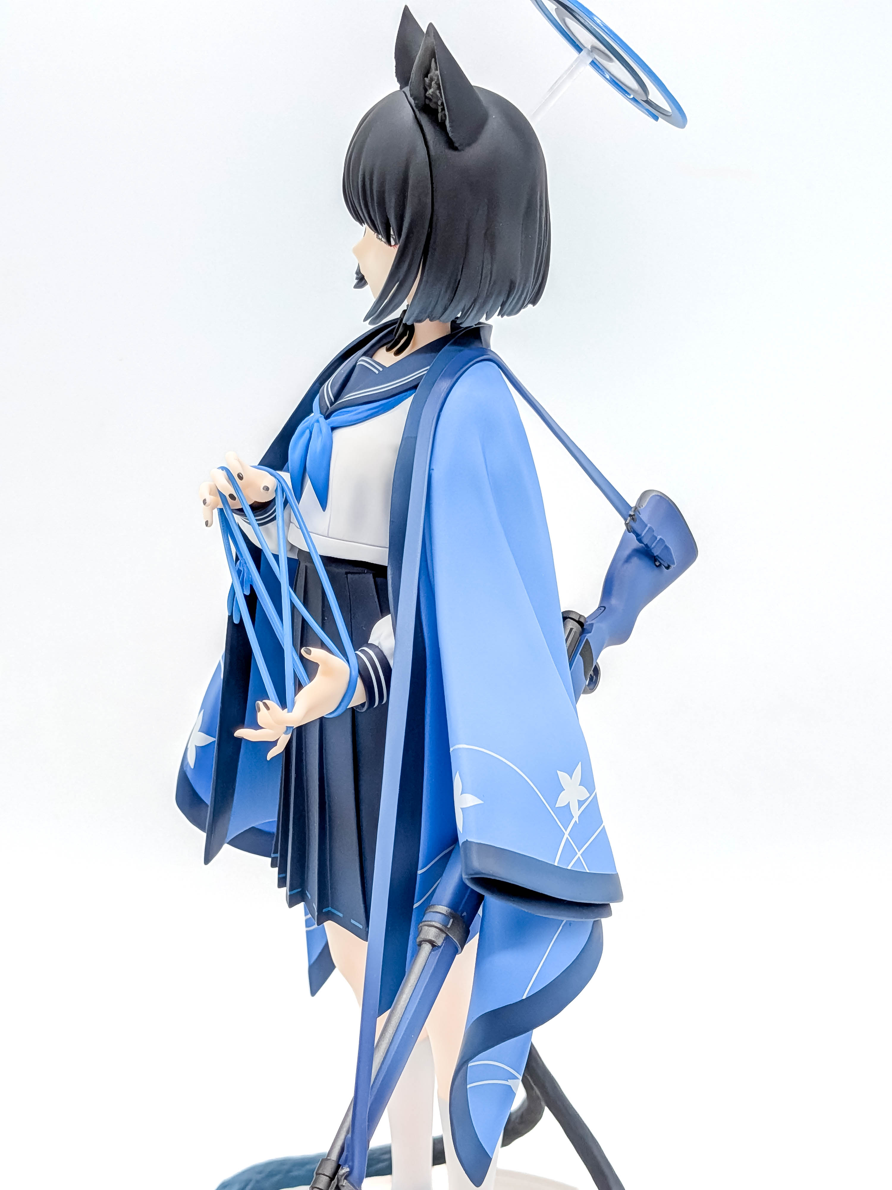 Kikyou figure left-side costume and rifle detail