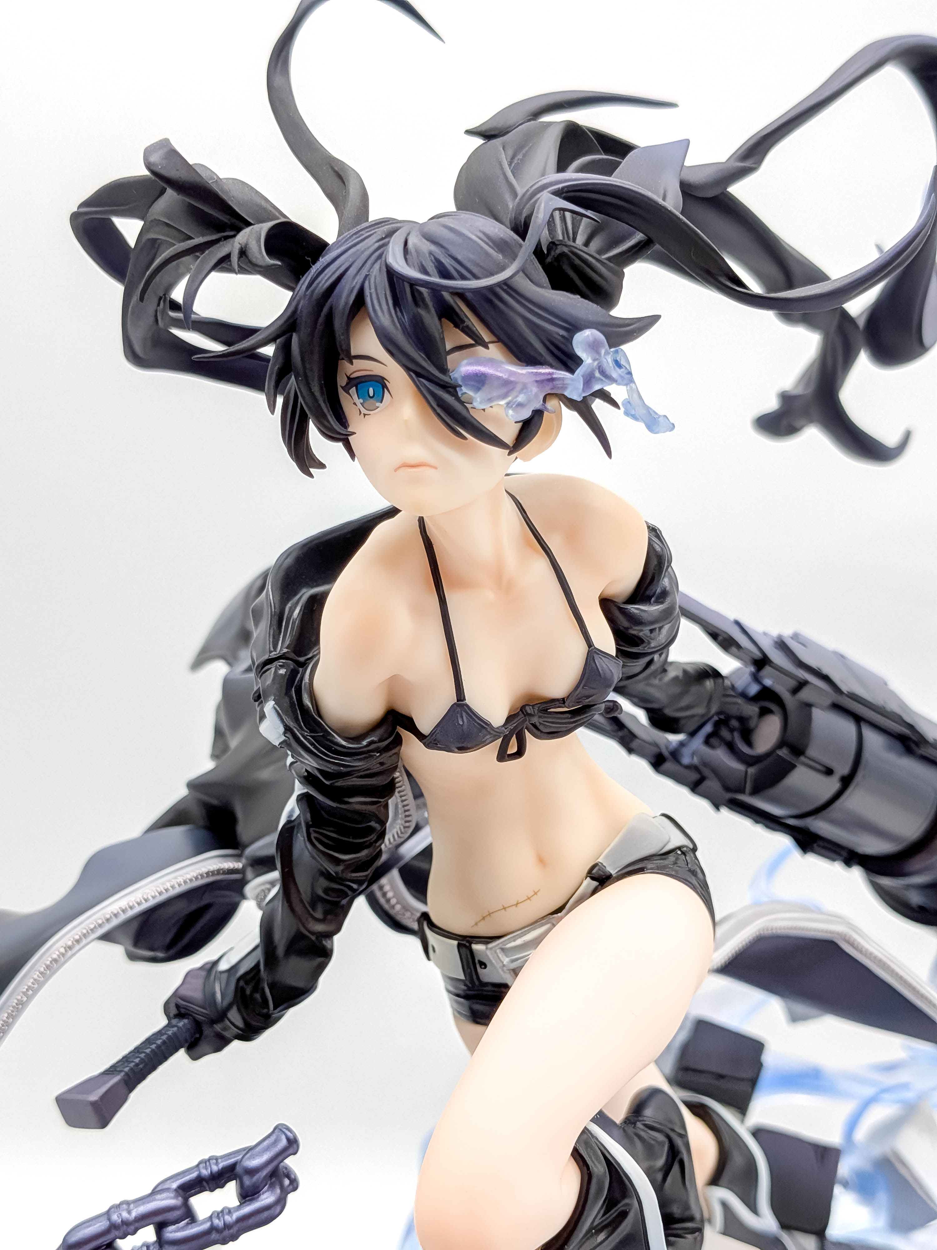 Black Rock Shooter HxxG Edition face and torso close-up
