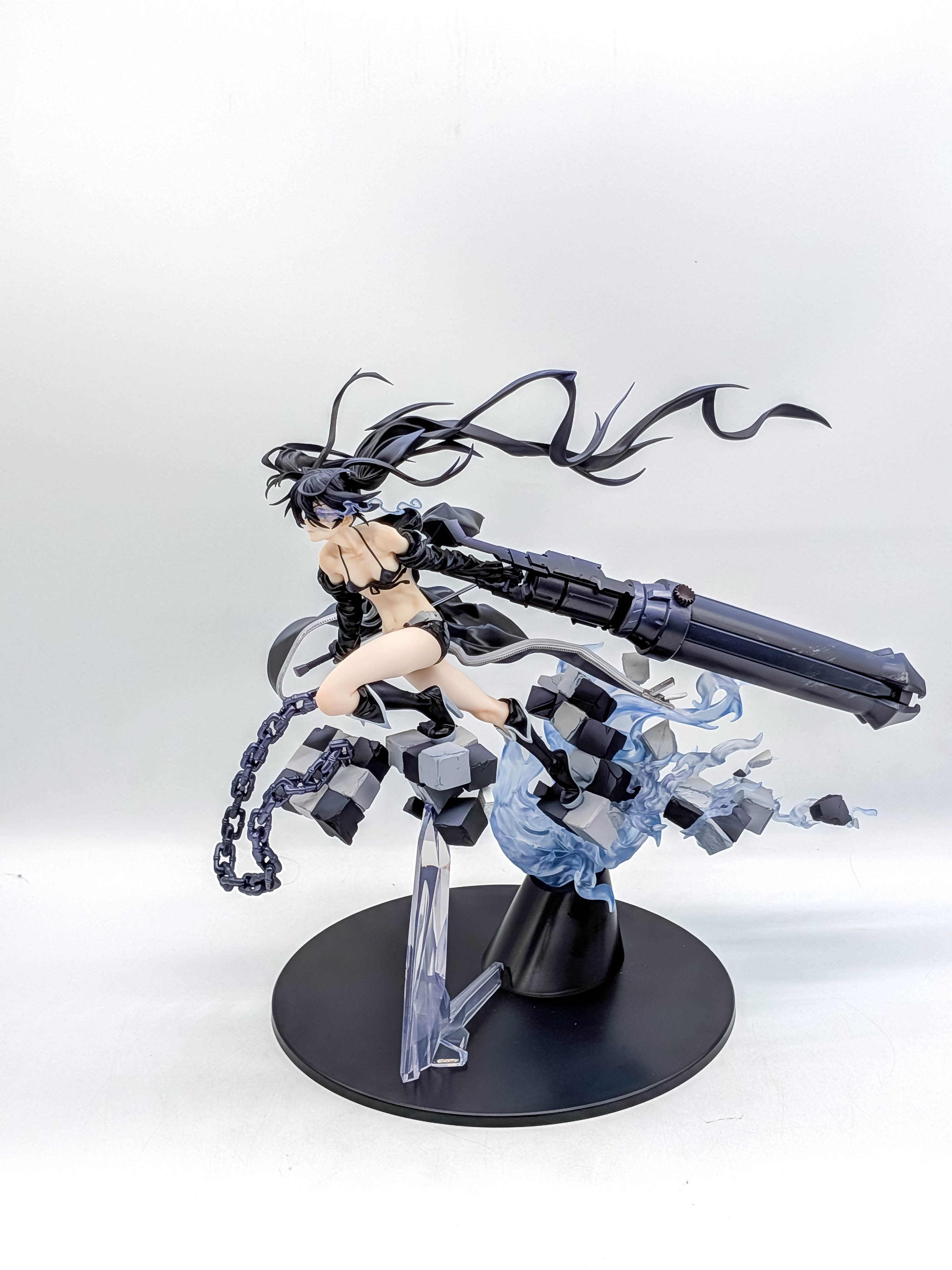 Black Rock Shooter HxxG Edition full side view