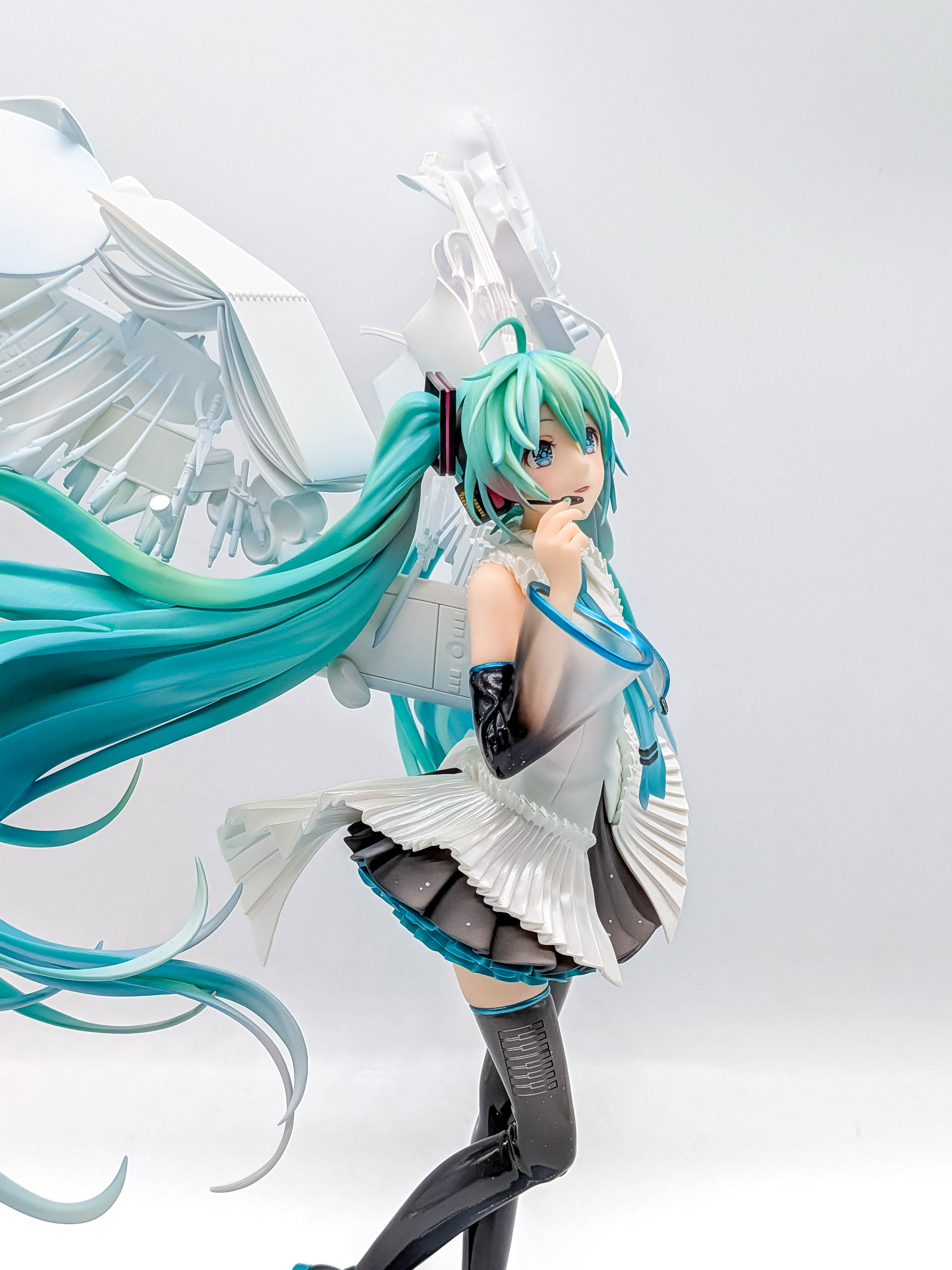 Hatsune Miku Happy 16th Birthday Ver left-side face and twin-tail close-up