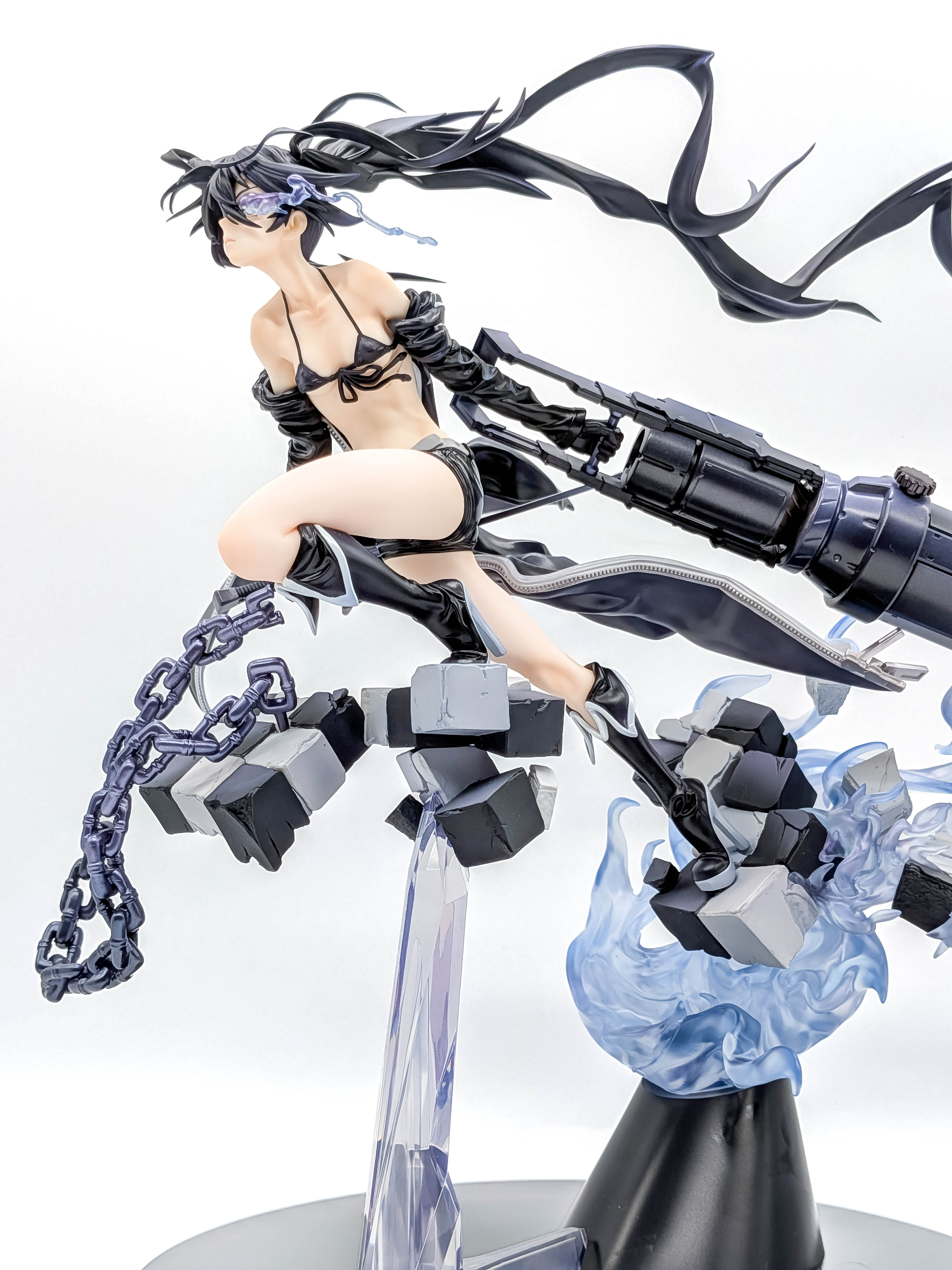 Black Rock Shooter HxxG Edition side body line and blue flames