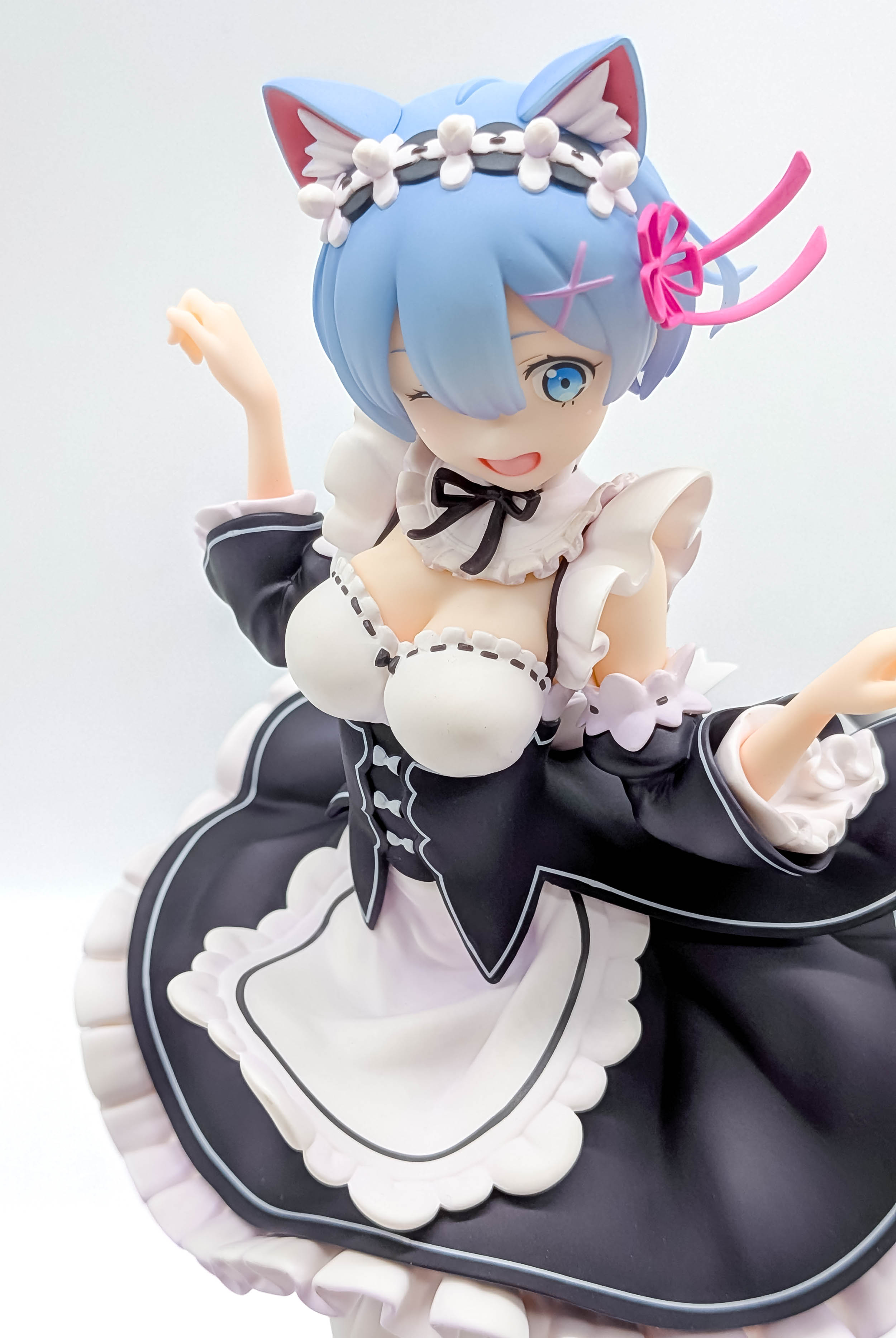 Rem Nekomimi Ver high-angle face and costume view