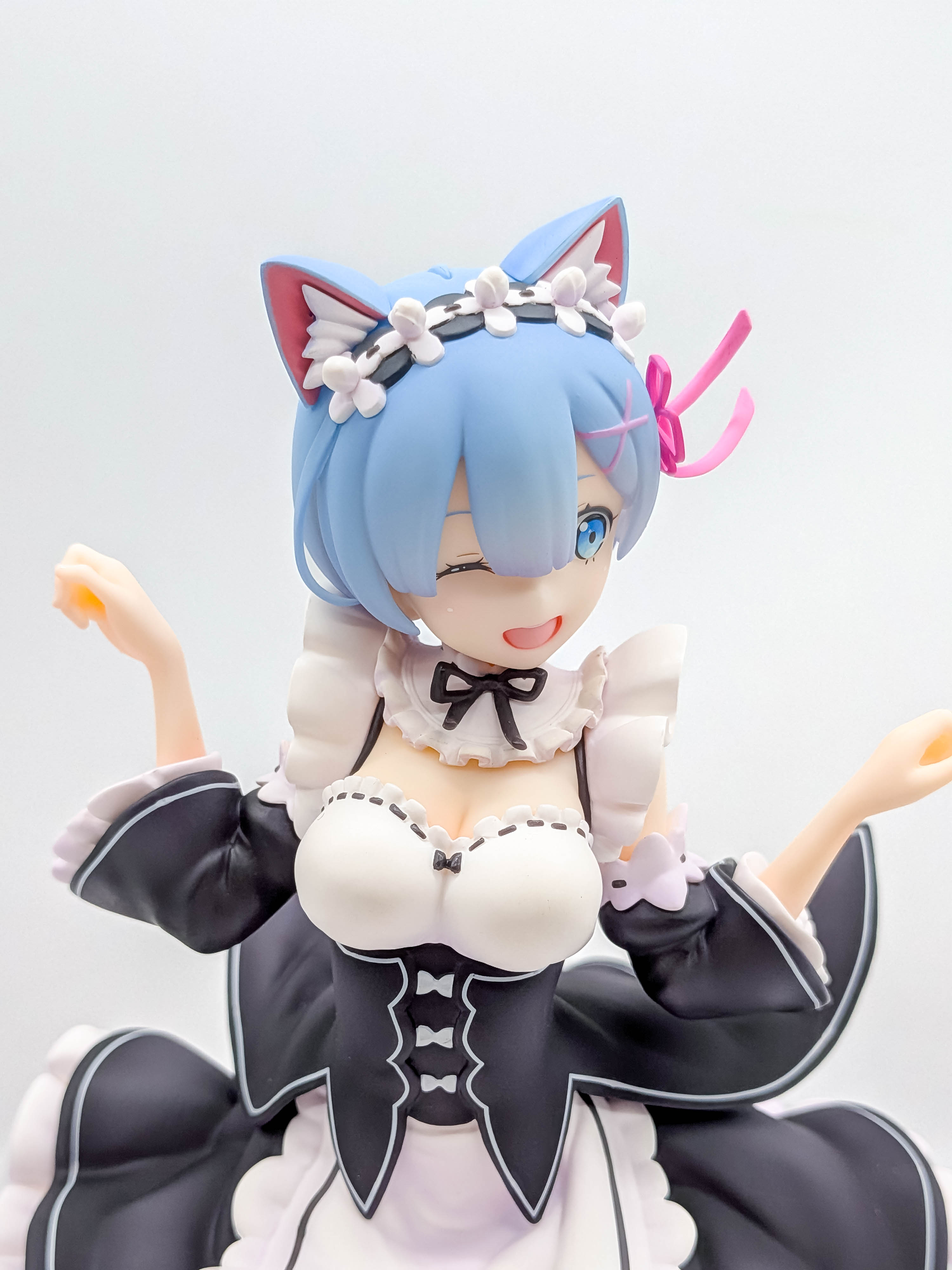 Rem Nekomimi Ver direct front face and bust close-up