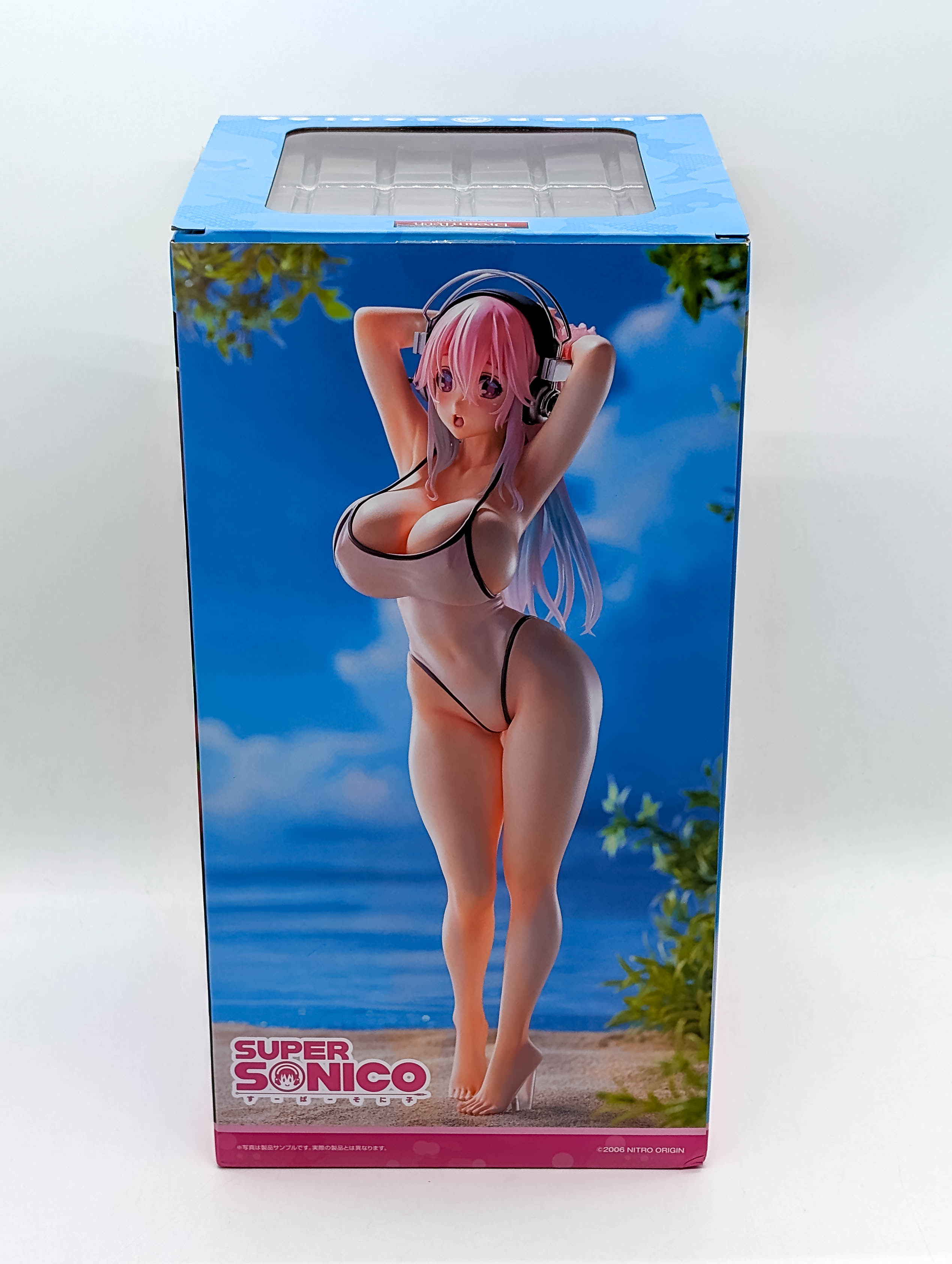 Super Sonico White Swimsuit Style figure box side