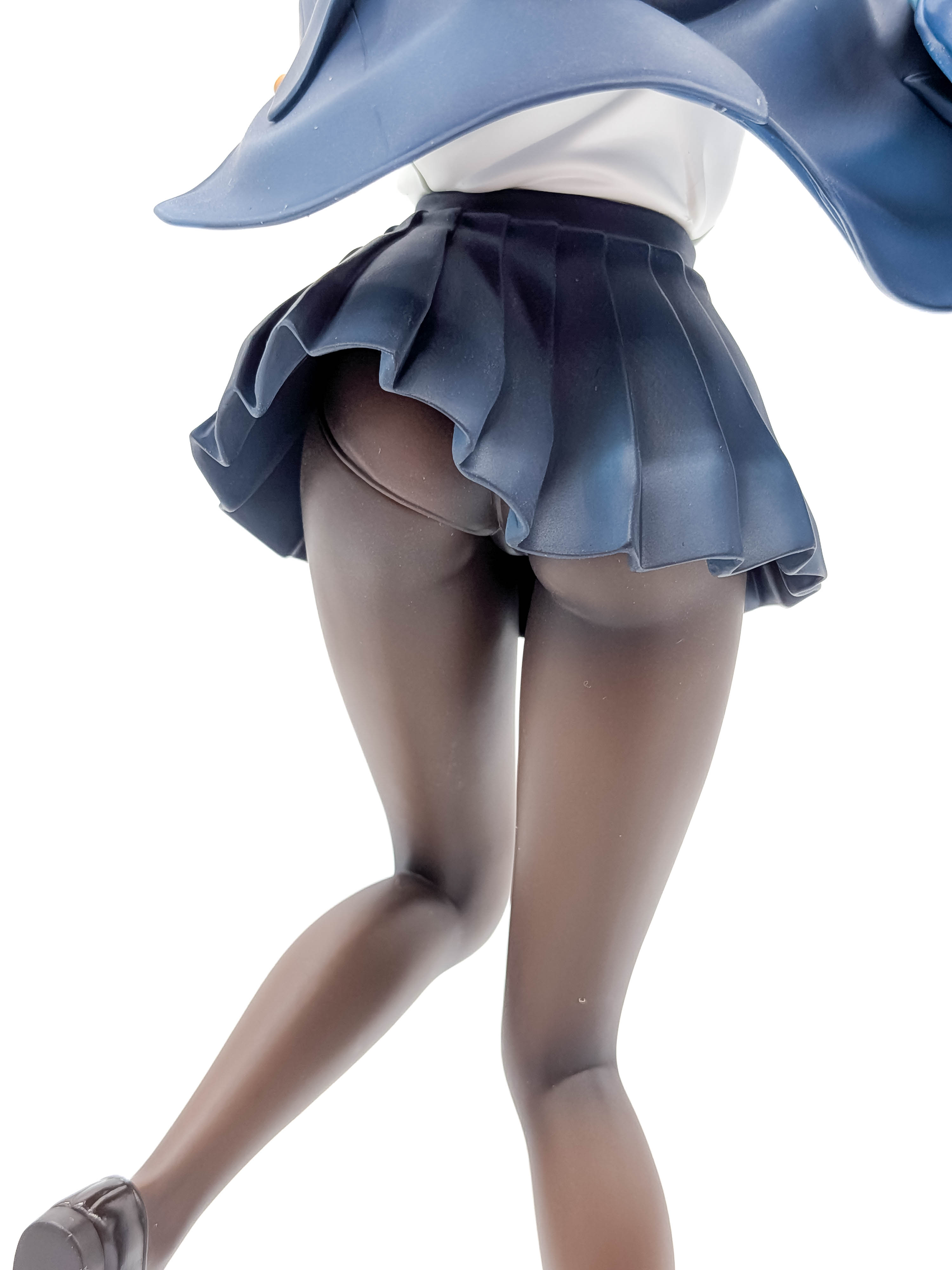 Ai-chan figure rear skirt tights legs and loafers close-up