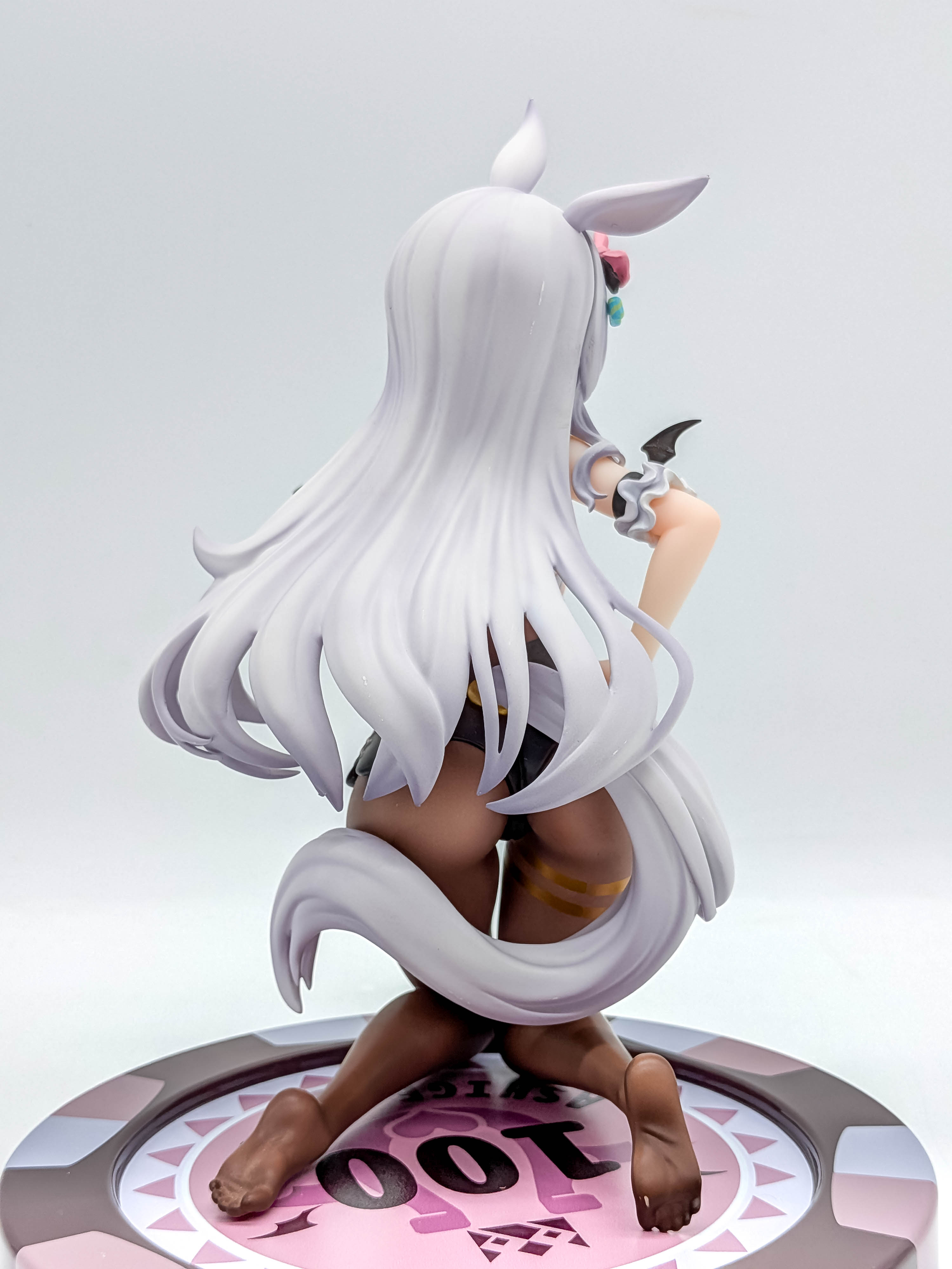 Ashige-chan Lucky Dealer Ver. full rear view with long hair and tail