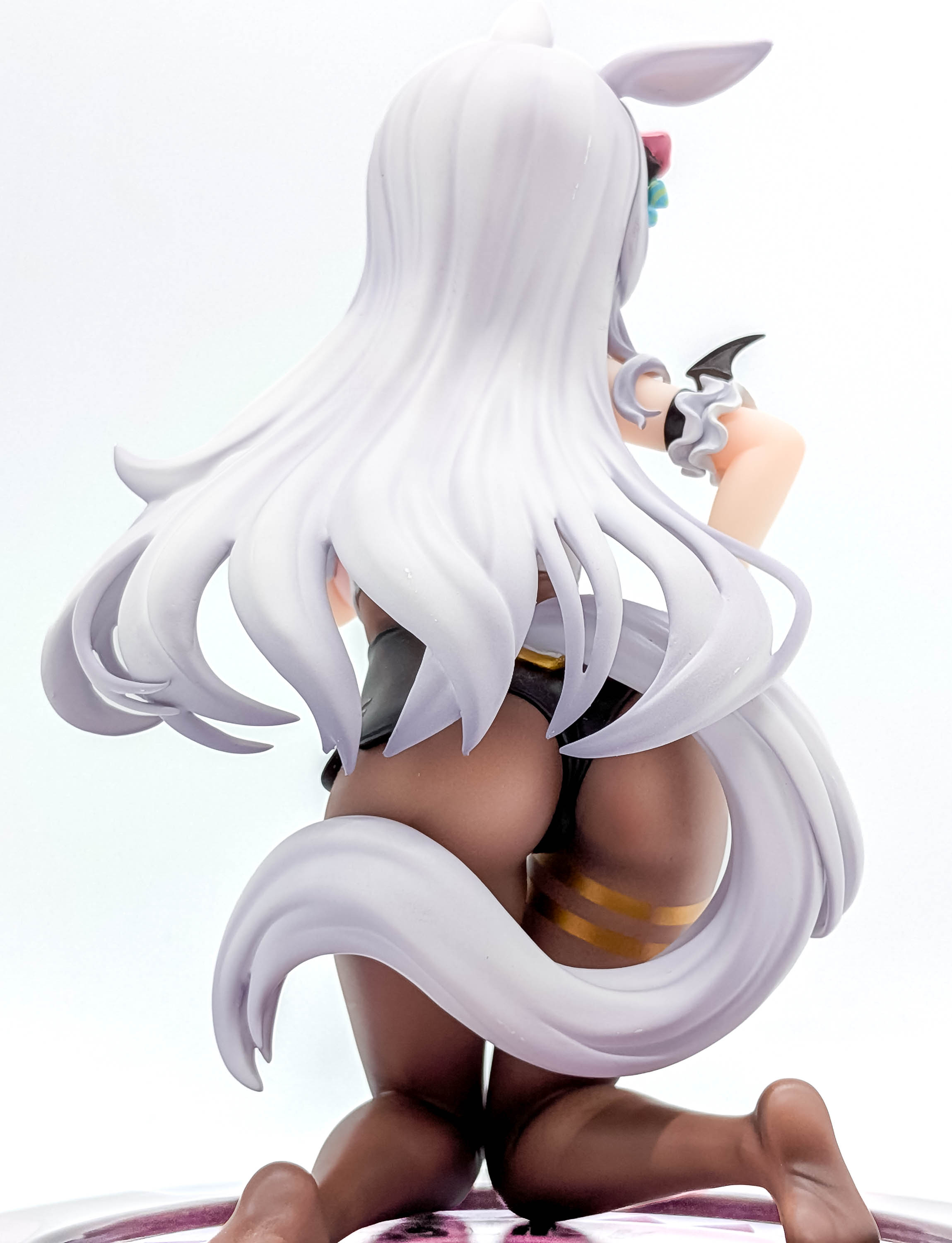 Ashige-chan figure rear hair tail tights and kneeling pose