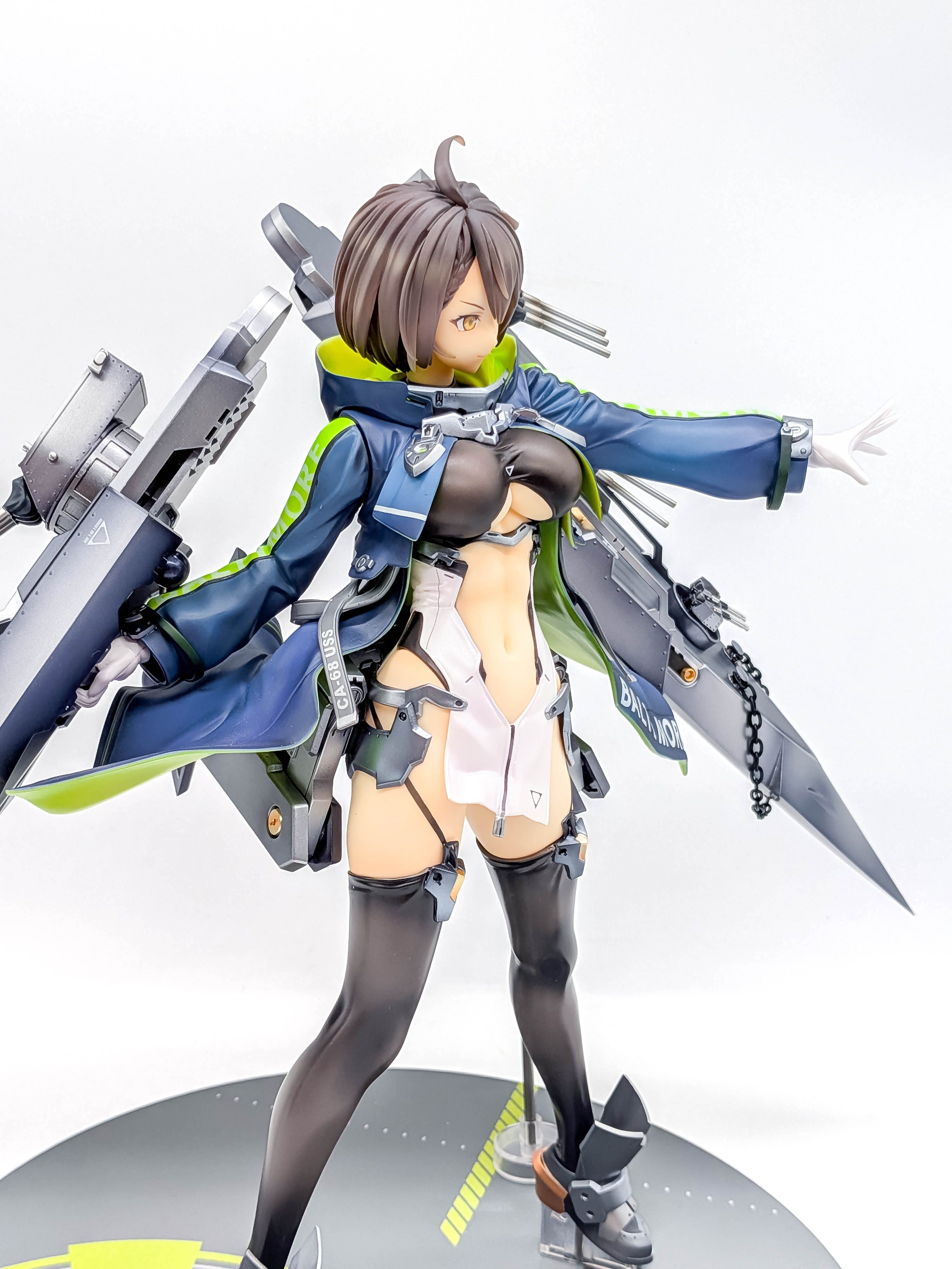 Baltimore figure side view with gun turrets and mechanical rigging