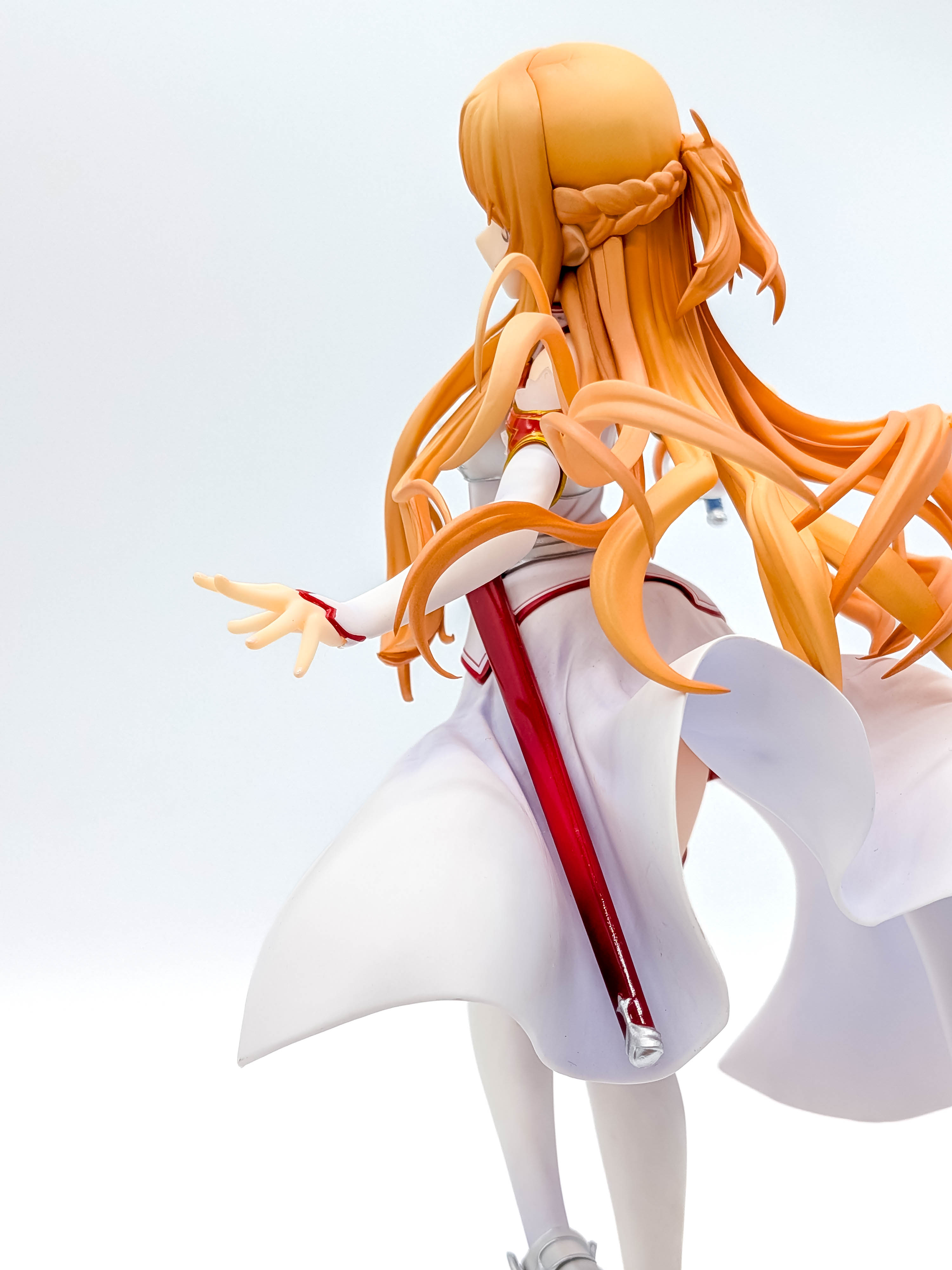 Asuna figure rear hand sword sheath cape and hair detail