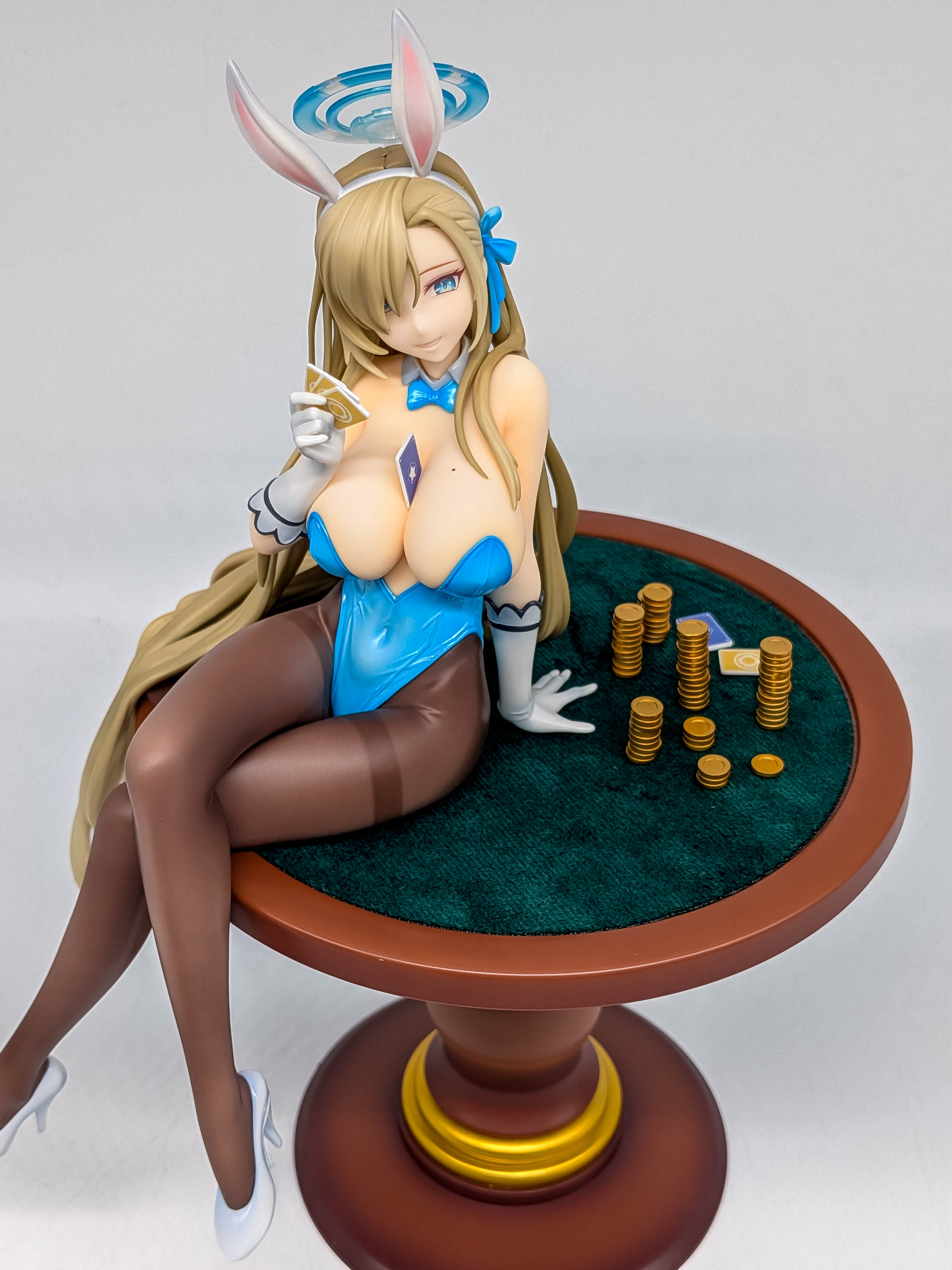 Asuna Ichinose figure metallic blue bunny outfit cards and casino table