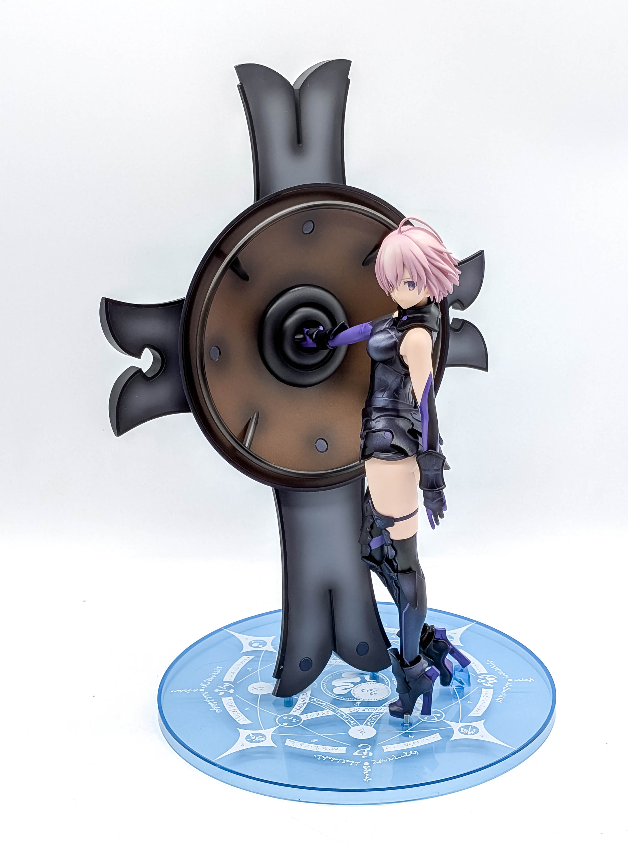 Mash Kyrielight 1/7 scale figure main full front view