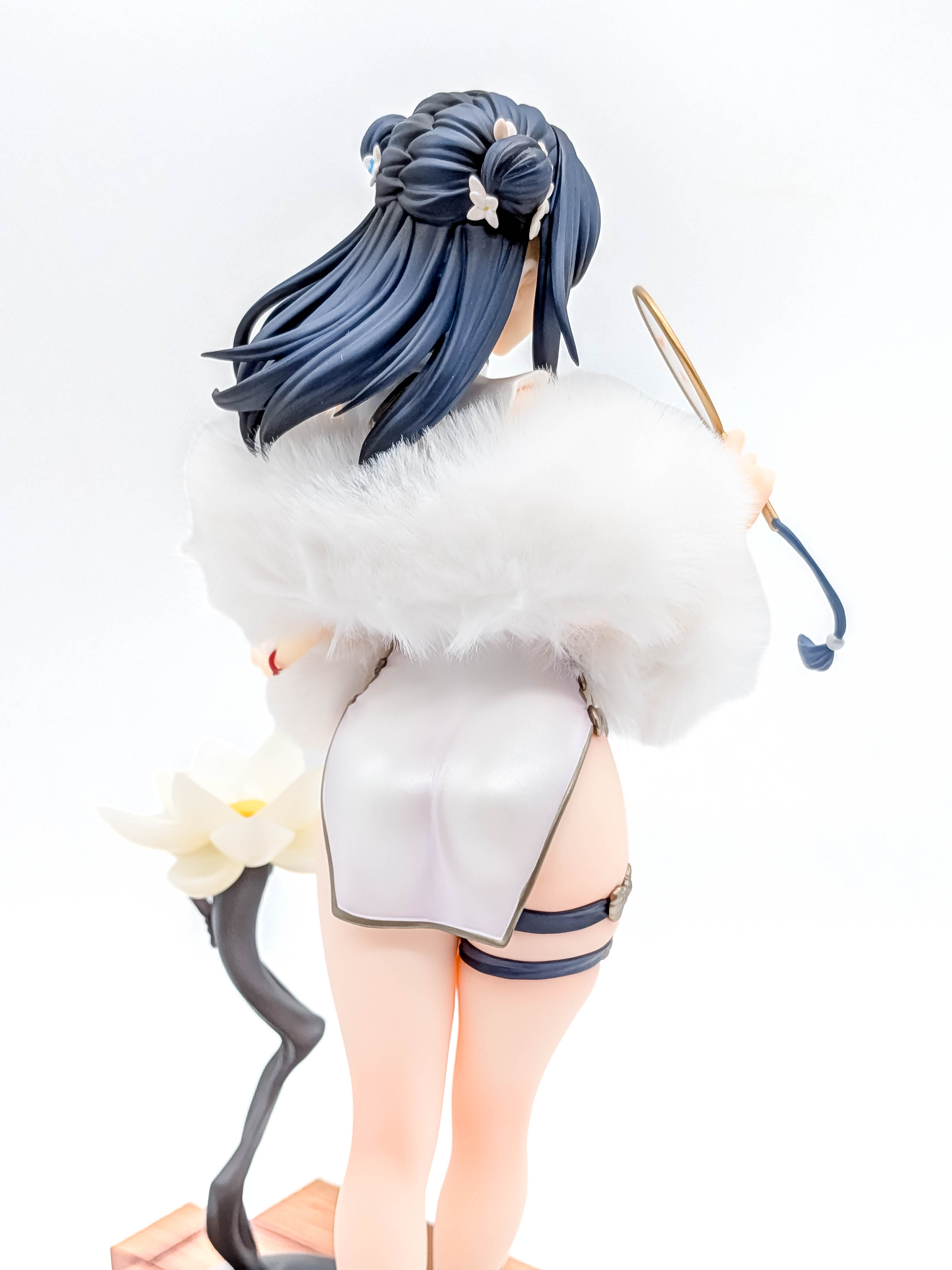 Rikka Takarada figure rear braided hair and fur stole