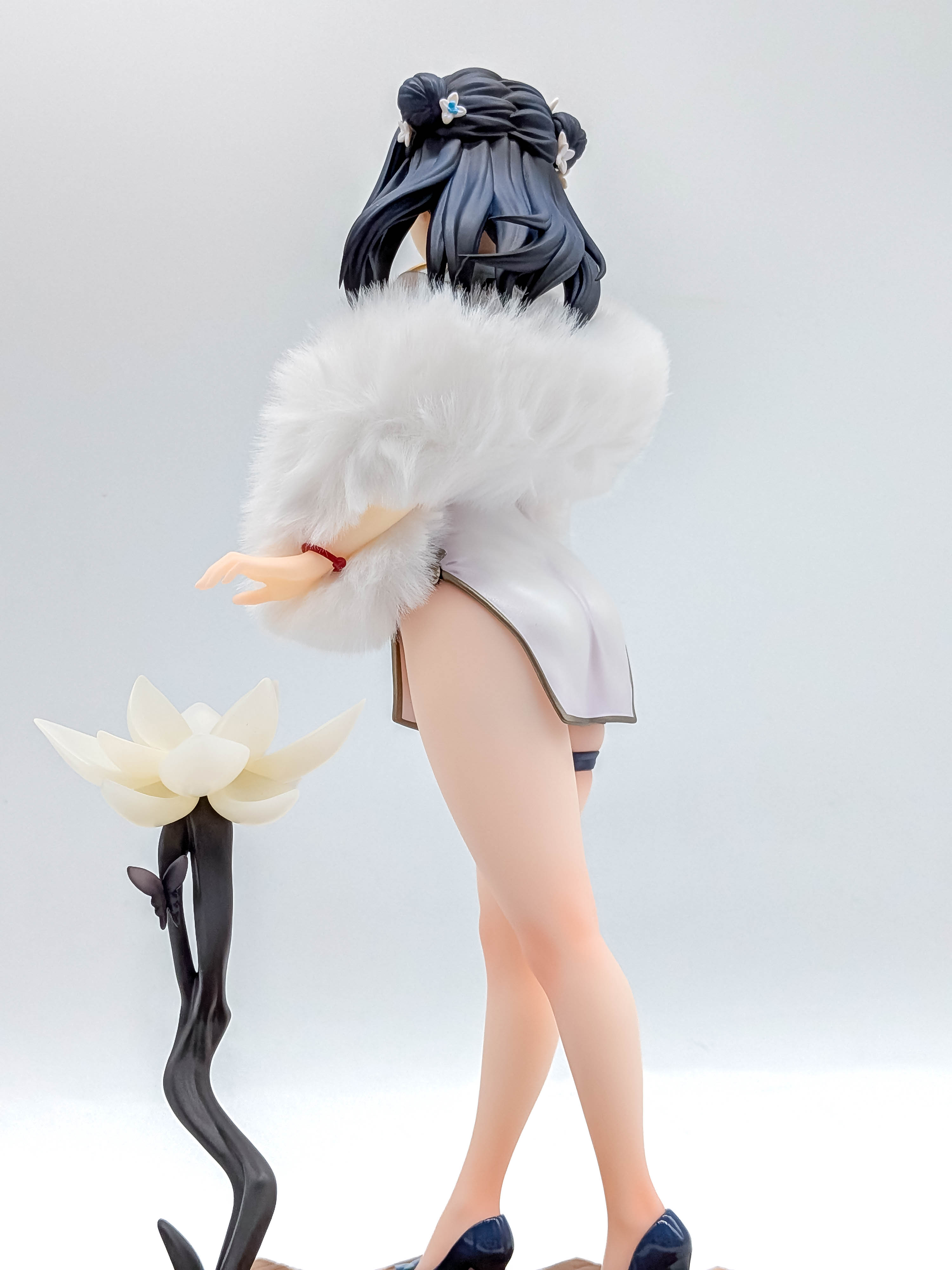 Rikka Takarada figure rear-side full view