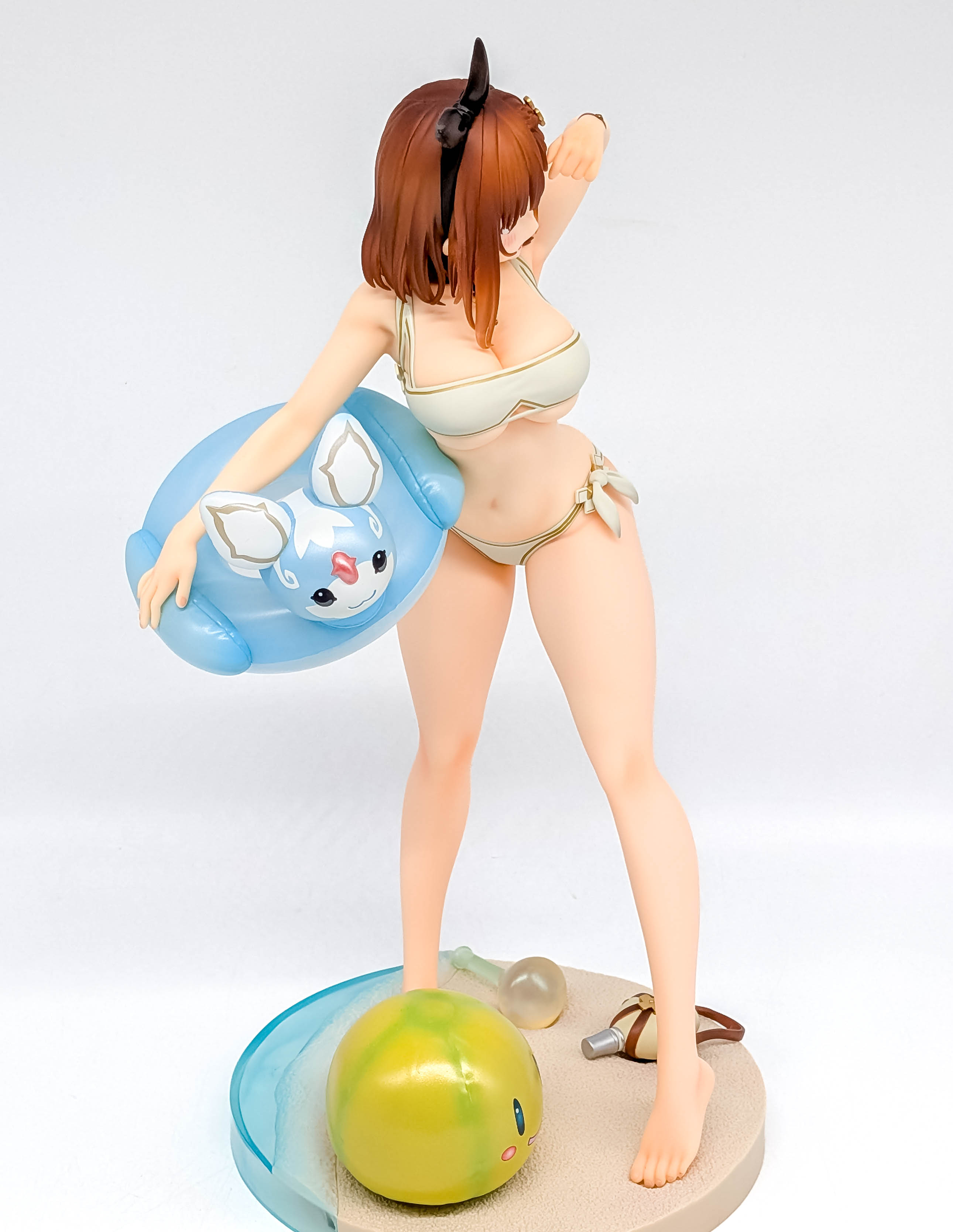 Ryza White Swimsuit Ver. alternate full front view with Fi swim ring and Puni