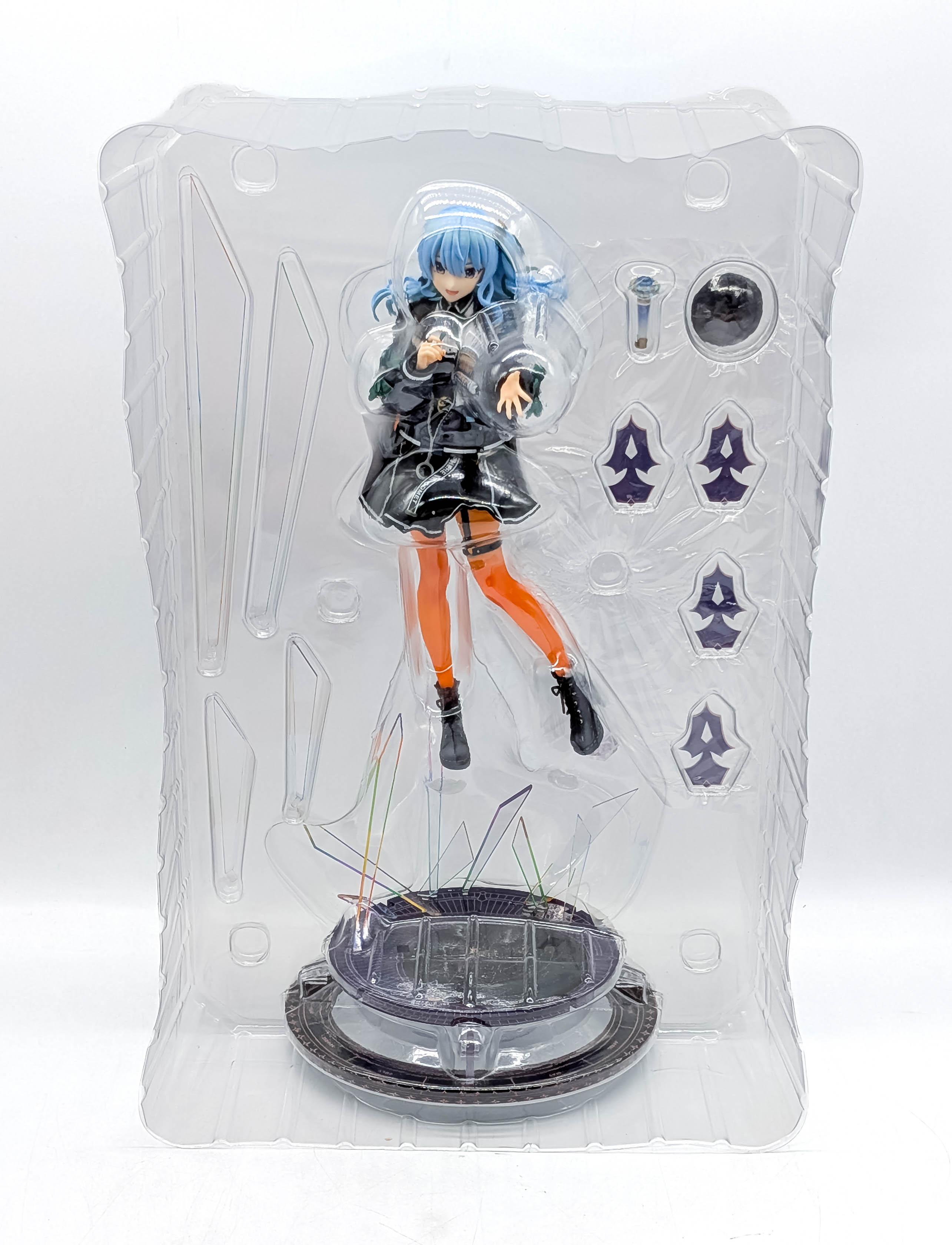 Hoshimachi Suisei figure blister packaging and accessories