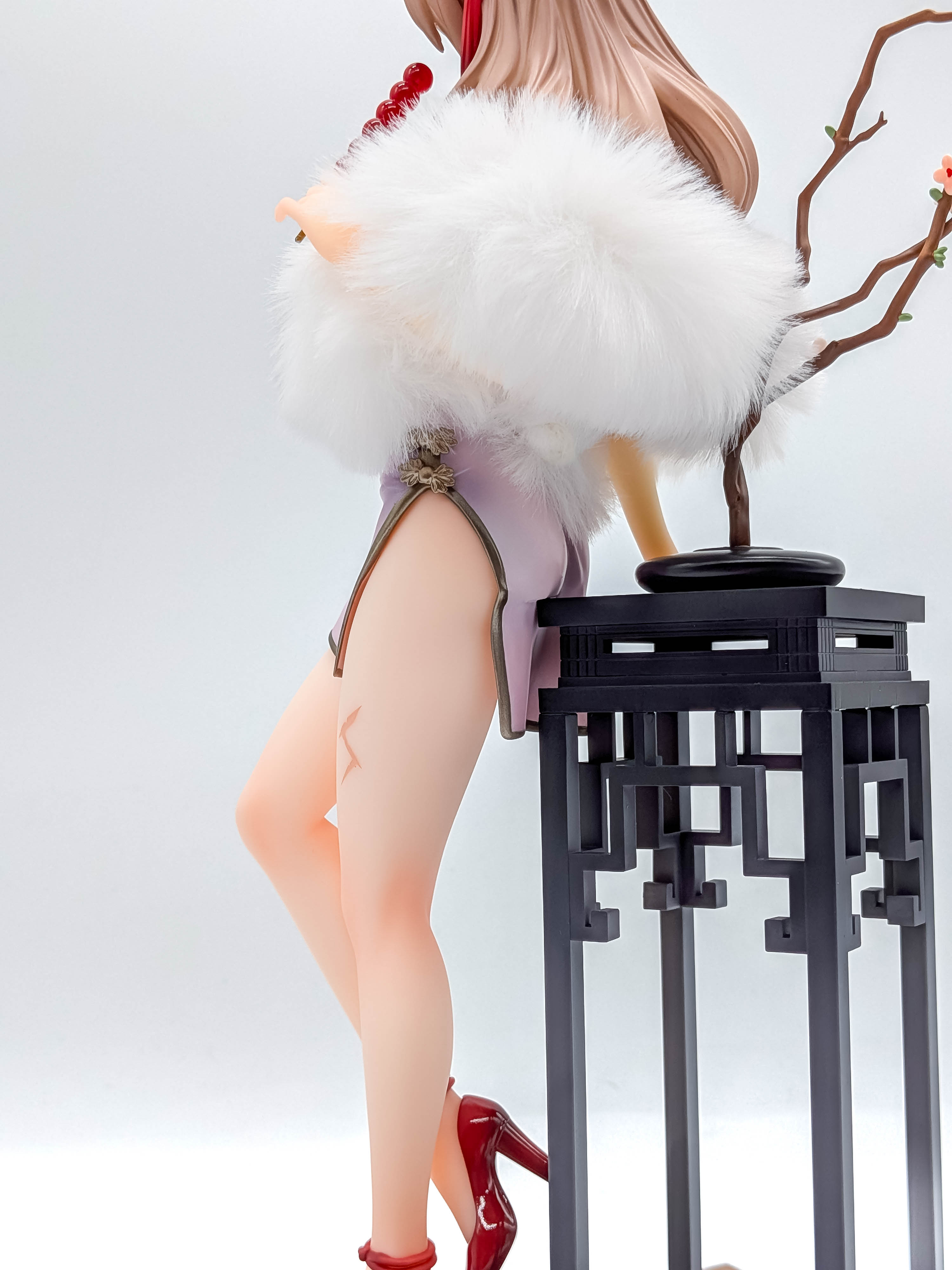 Yume Minami figure rear-side legs dress and display stand close-up